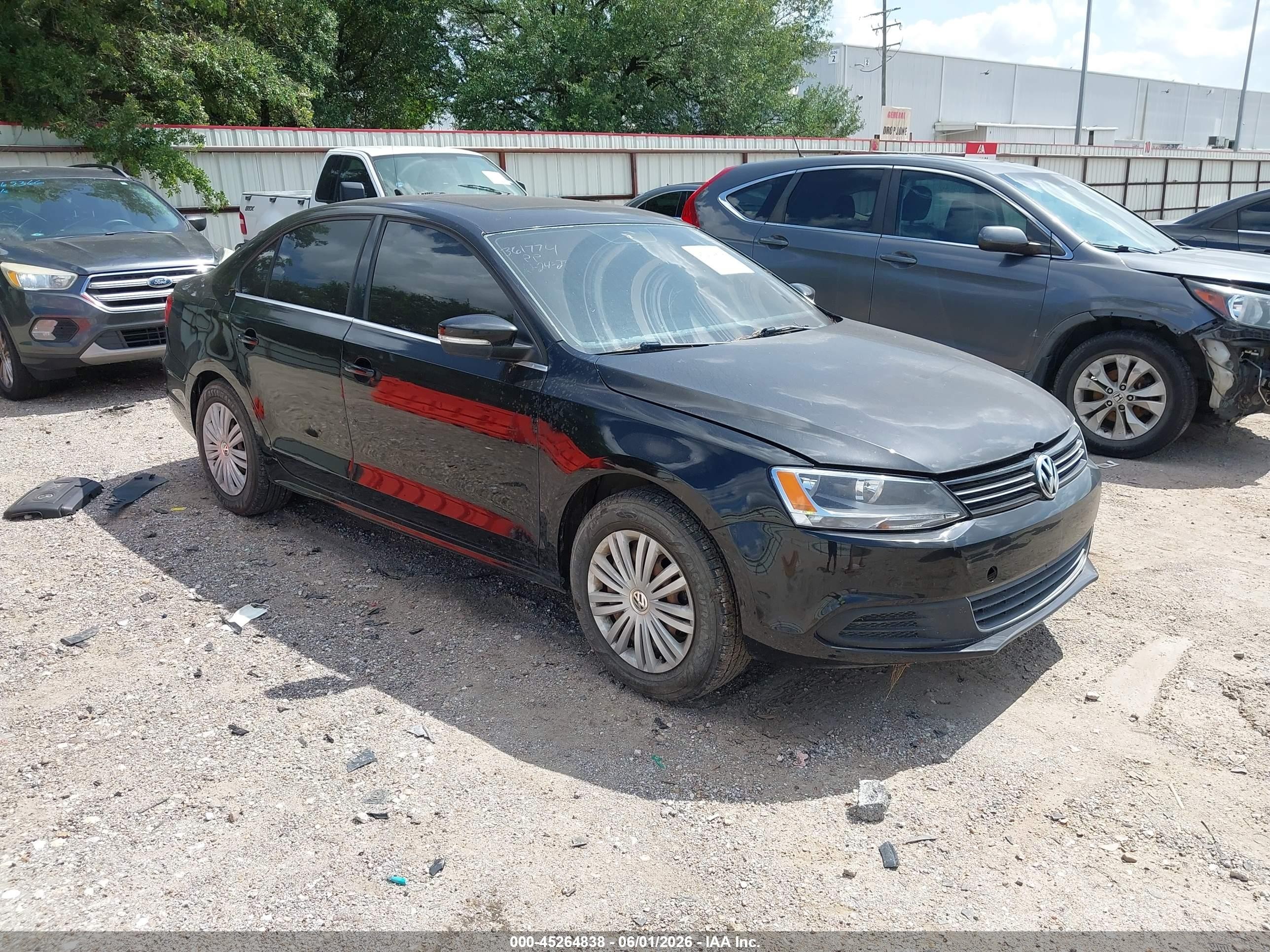 2014 Volkswagen Jetta SE, VIN 3VWD07AJ7EM382451 — Rear end