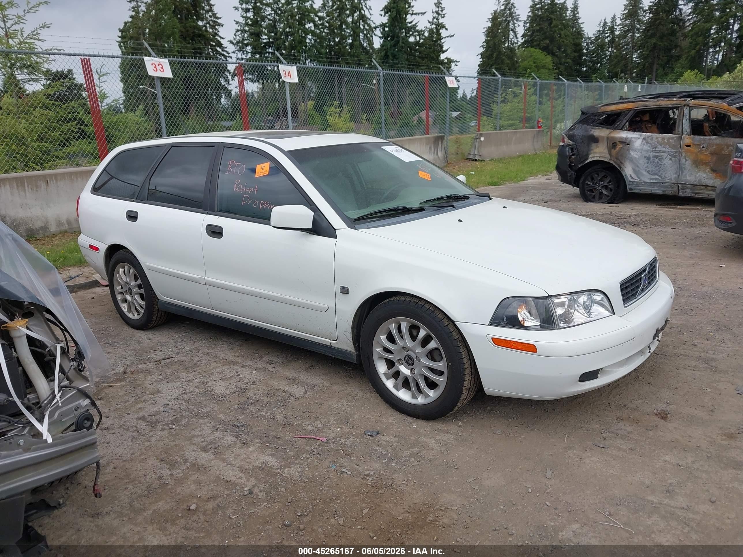 2004 Volvo V40, VIN YV1VW27534F040698 — Обычный износ