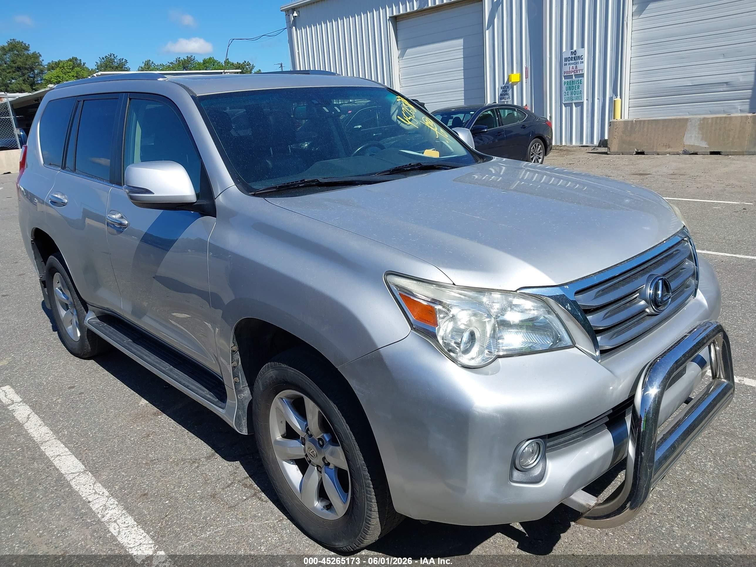 2011 Lexus GX 460, VIN JTJBM7FX1B5034994 — Normal wear