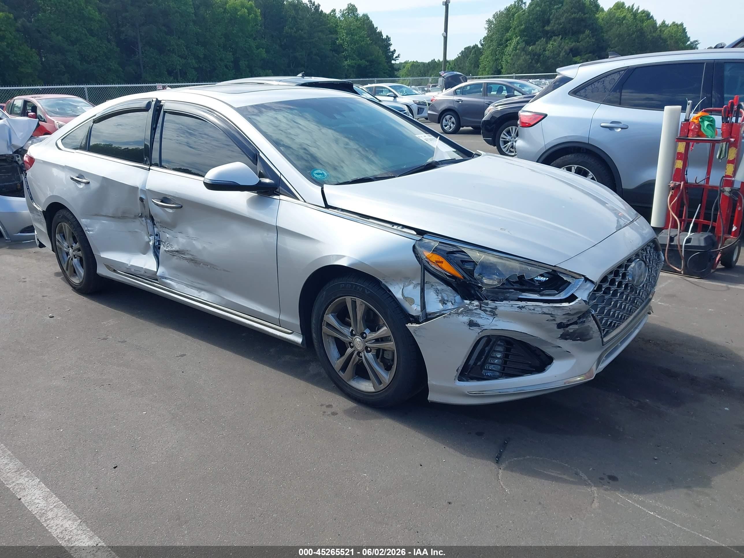 2019 Hyundai Sonata Limited, VIN 5NPE34AF9KH741194 — Перед