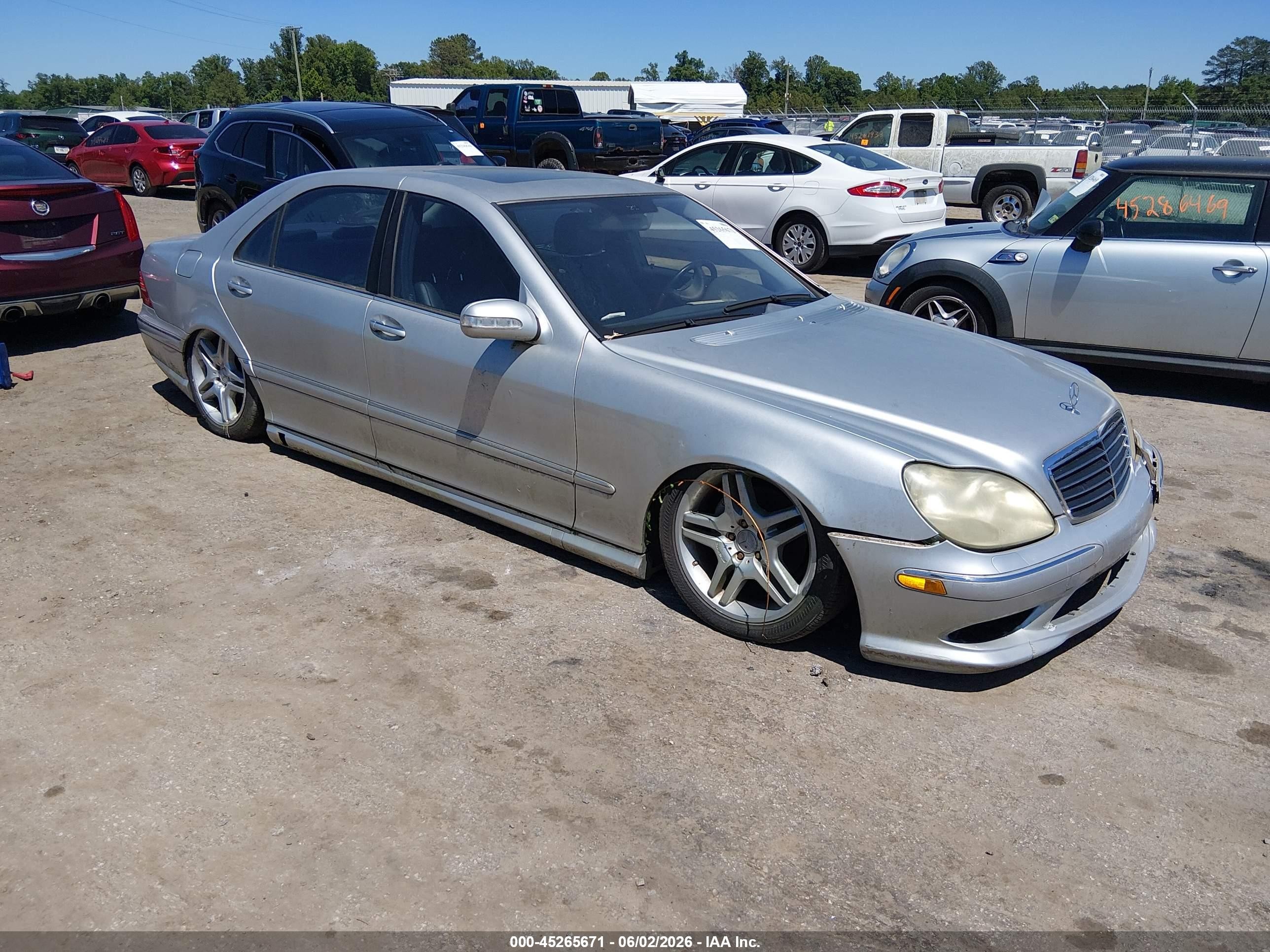 2006 Mercedes-Benz S 430, VIN WDBNG70J16A479226 — Normal wear