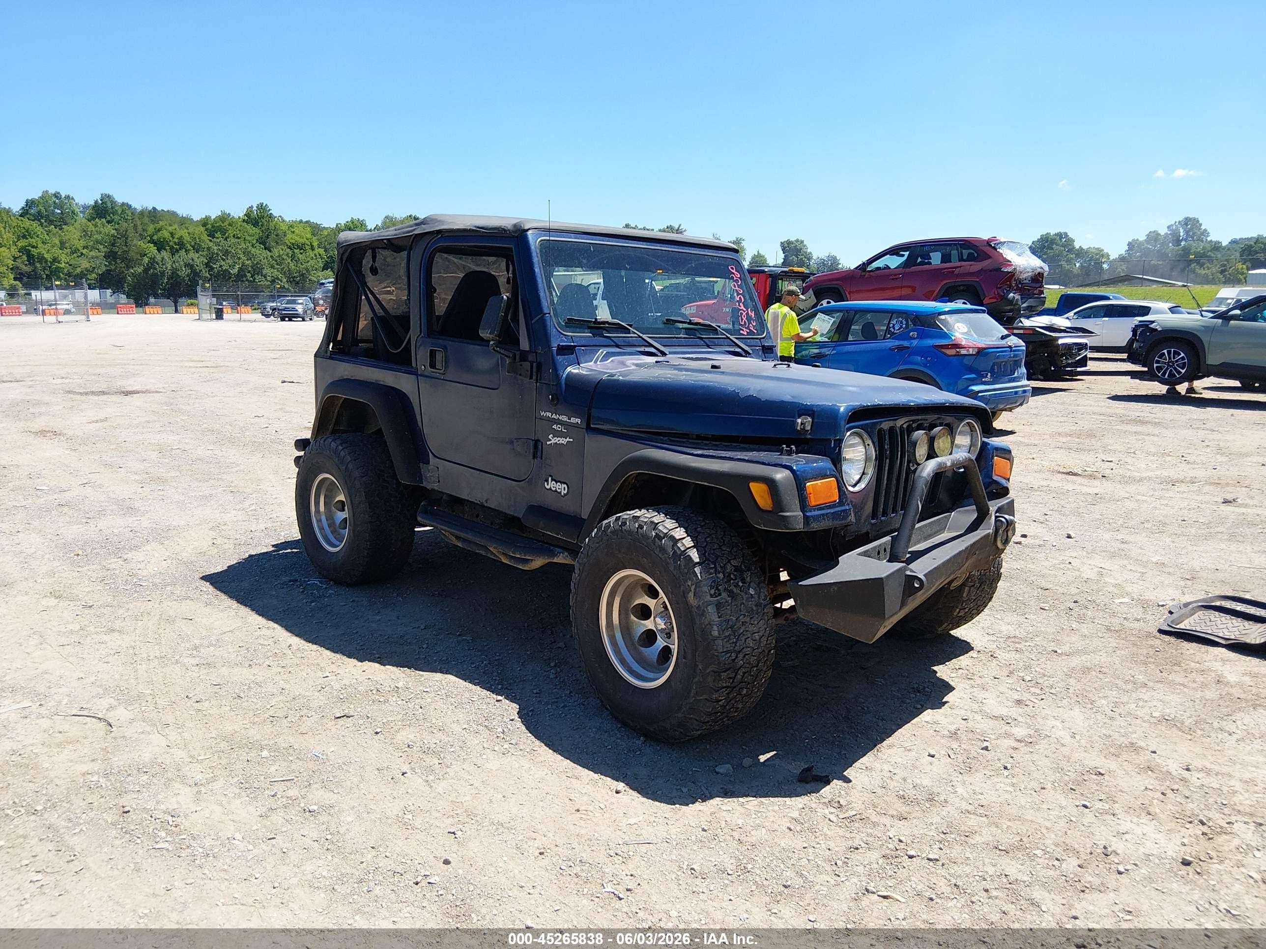 2000 Jeep Wrangler Sport, VIN 1J4FA49S7YP748213 — Fresh water flood