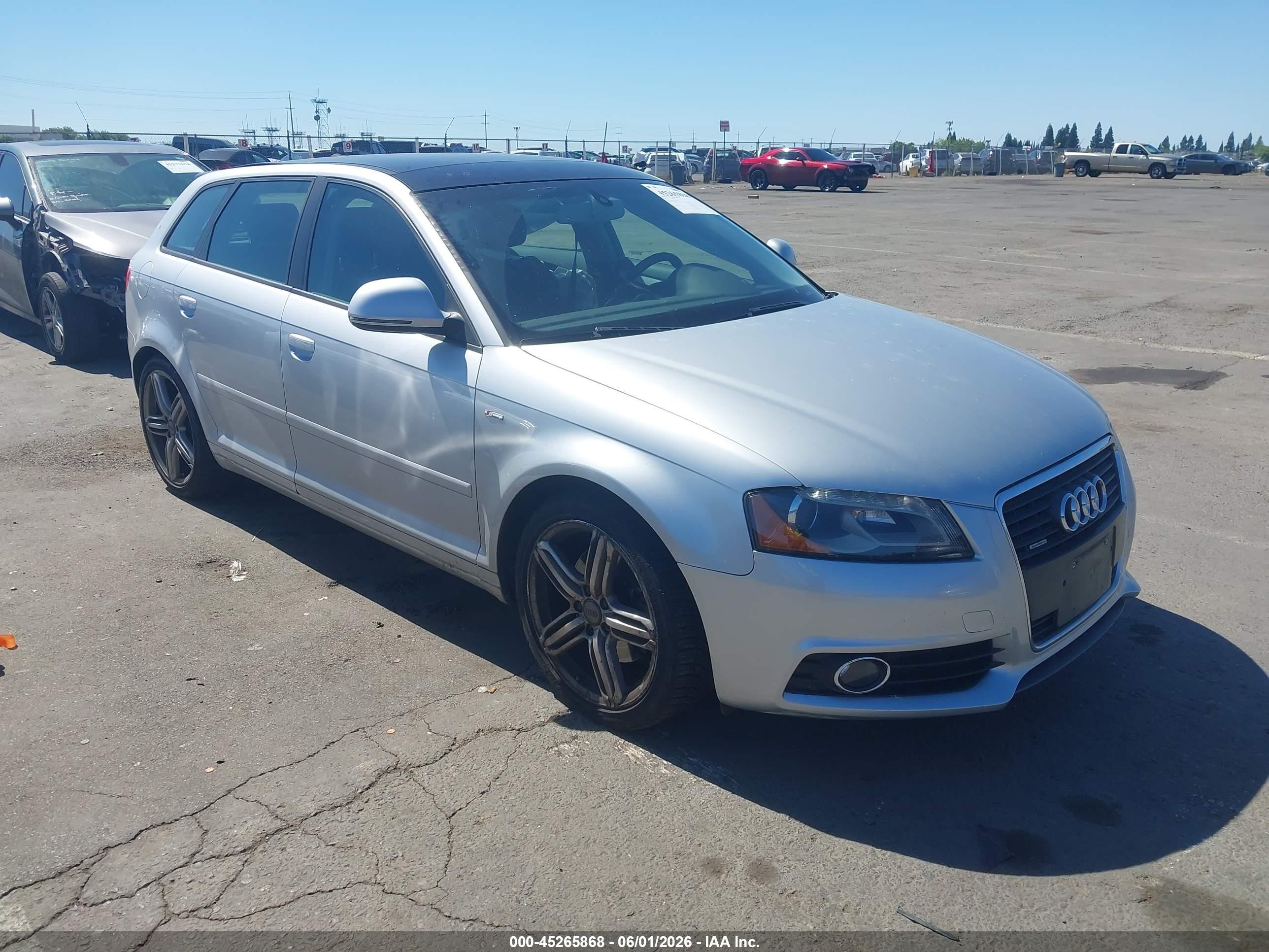 2009 Audi A3 Sportback S line, VIN WAUKF98P39A070643 — Бок