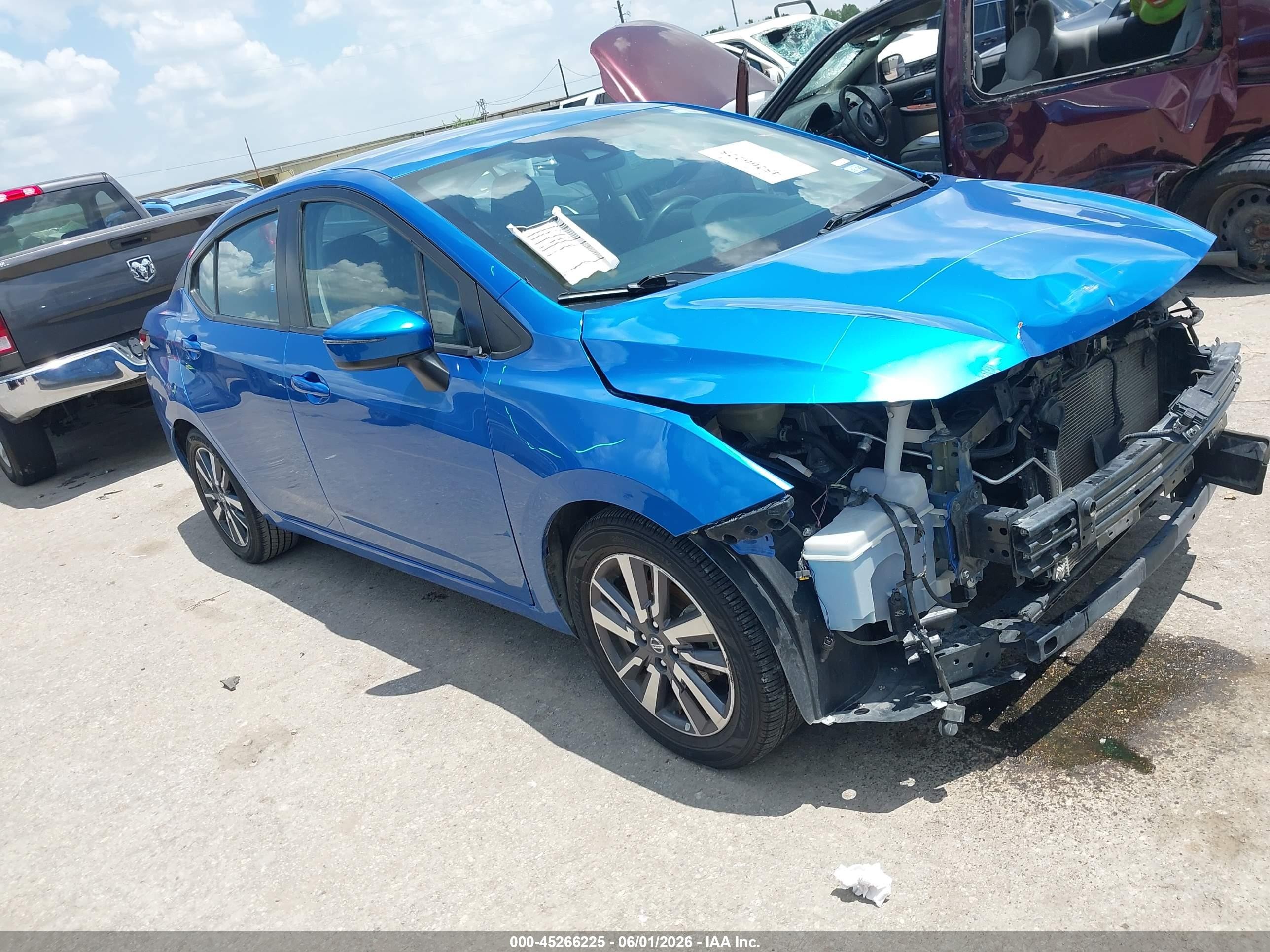 2021 Nissan Versa SV, VIN 3N1CN8EV6ML891330 — Front end