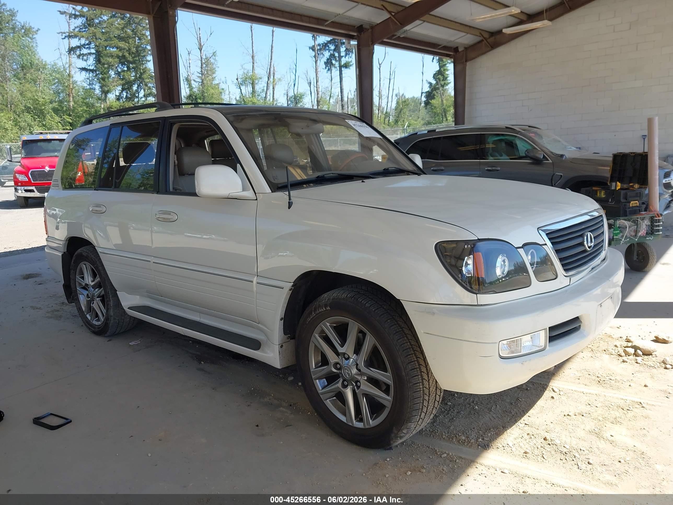 2000 Lexus LX 470, VIN JT6HT00W0Y0085262 — All over