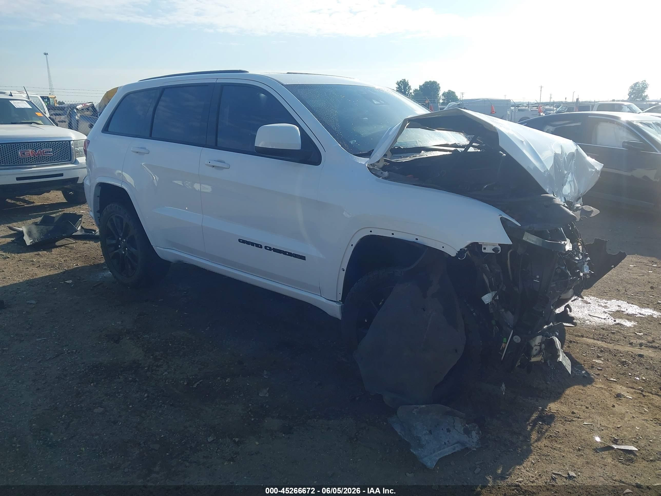 2021 Jeep Grand Cherokee Freedom, VIN 1C4RJFAG6MC674841 — Front end