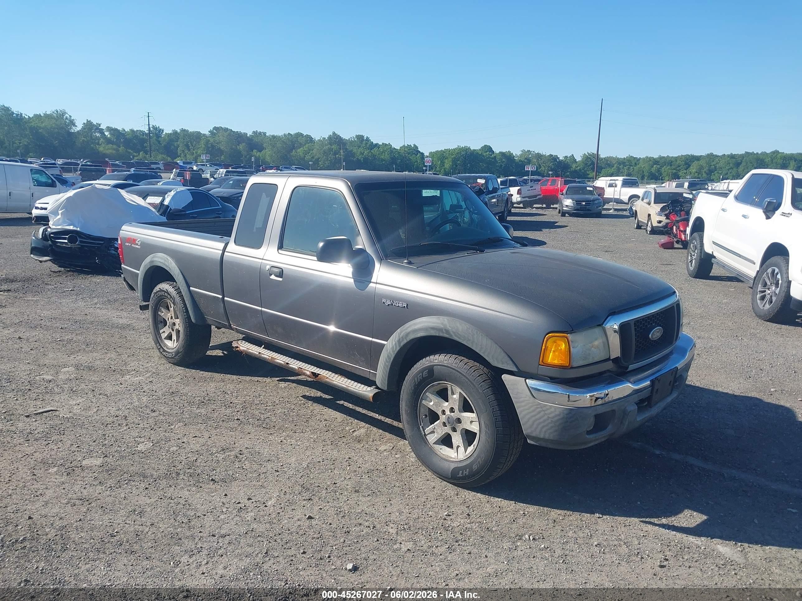 2005 Ford Ranger XLT, VIN 1FTZR45E25PA94390 — Normal wear