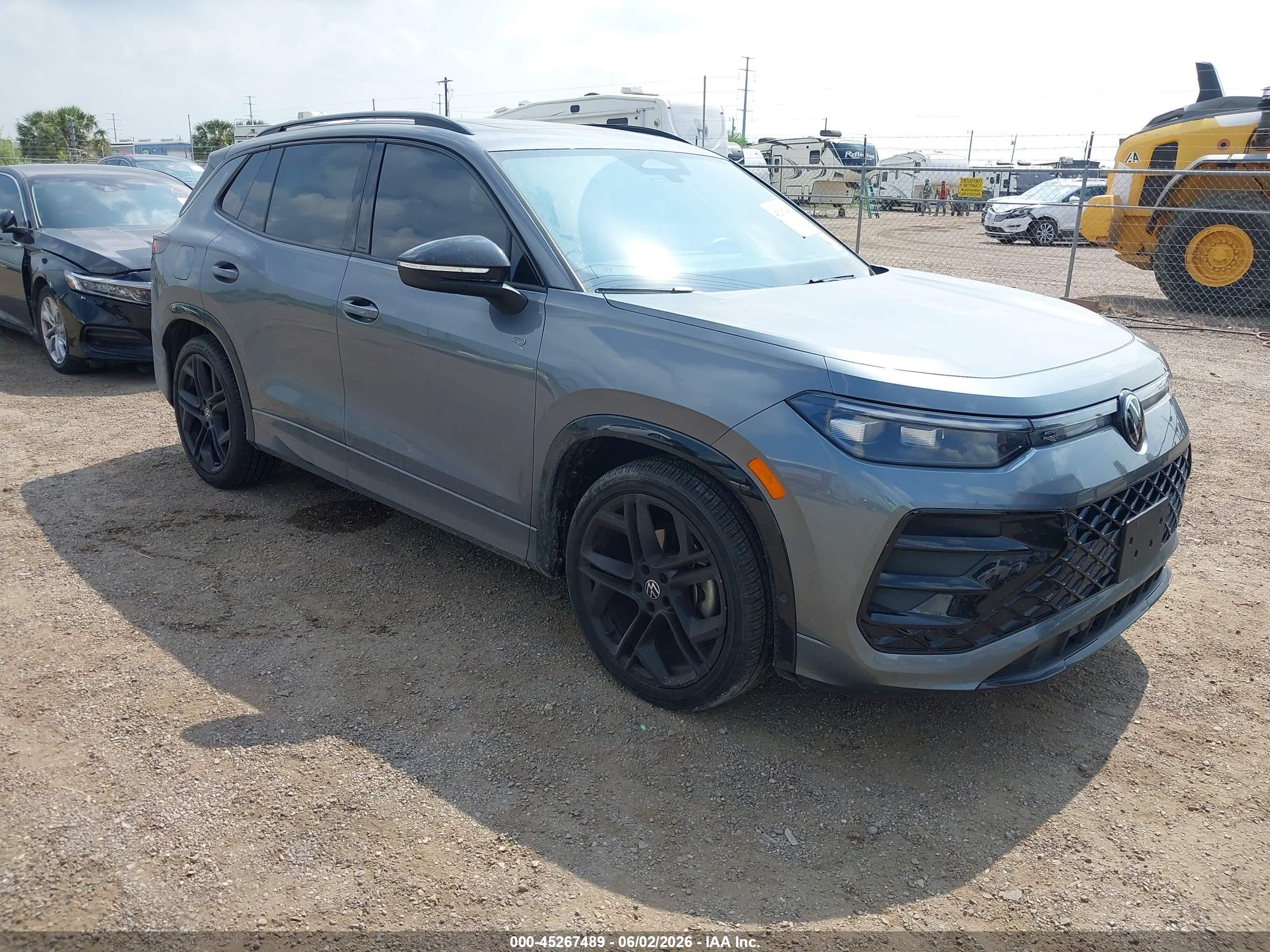 2025 Volkswagen Tiguan SE R-Line Black, VIN 3VVHR7RM0SM058926 — Water / flood