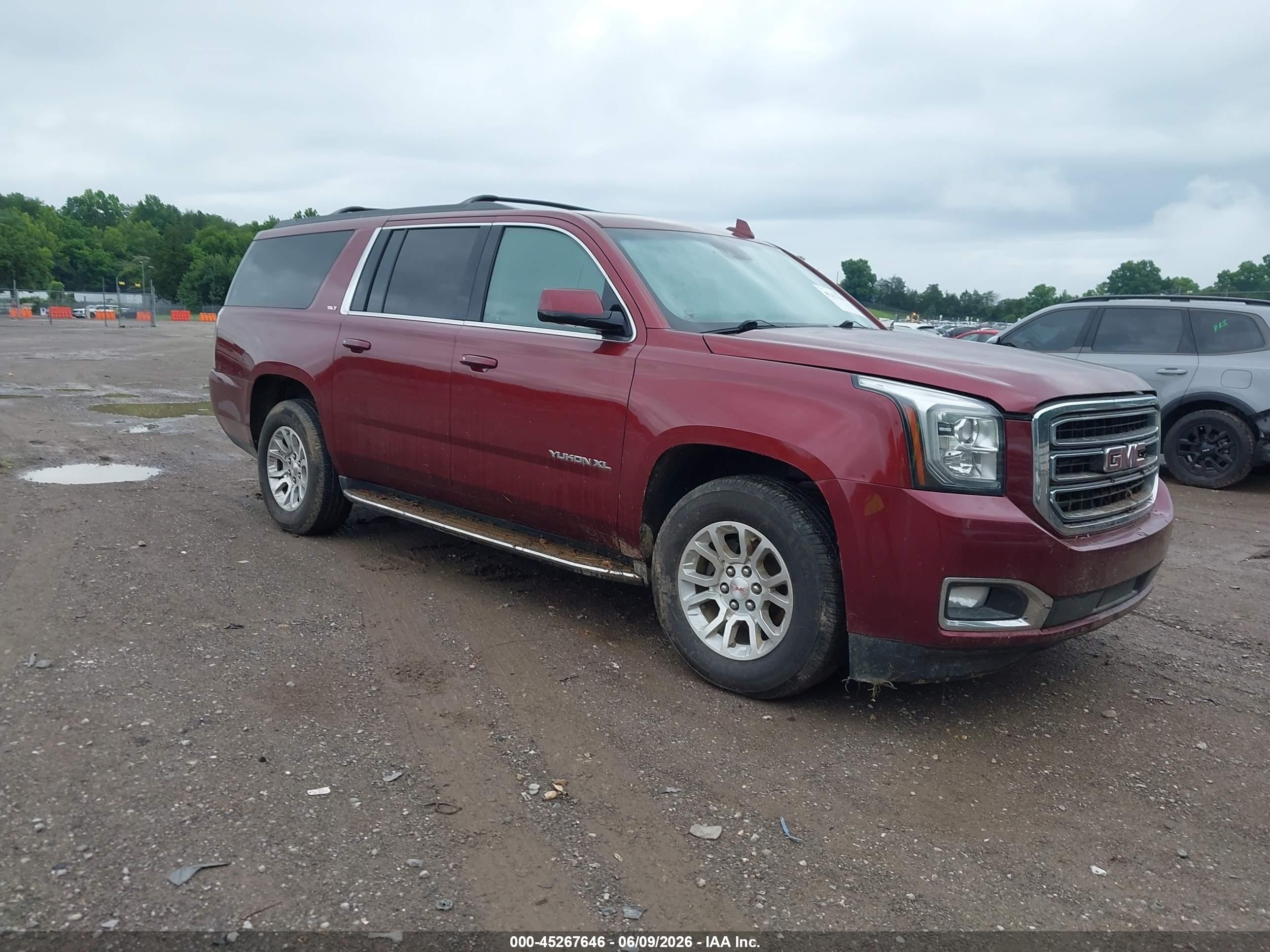 2017 GMC Yukon XL SLT, VIN 1GKS2GKC9HR280581 — Water / flood