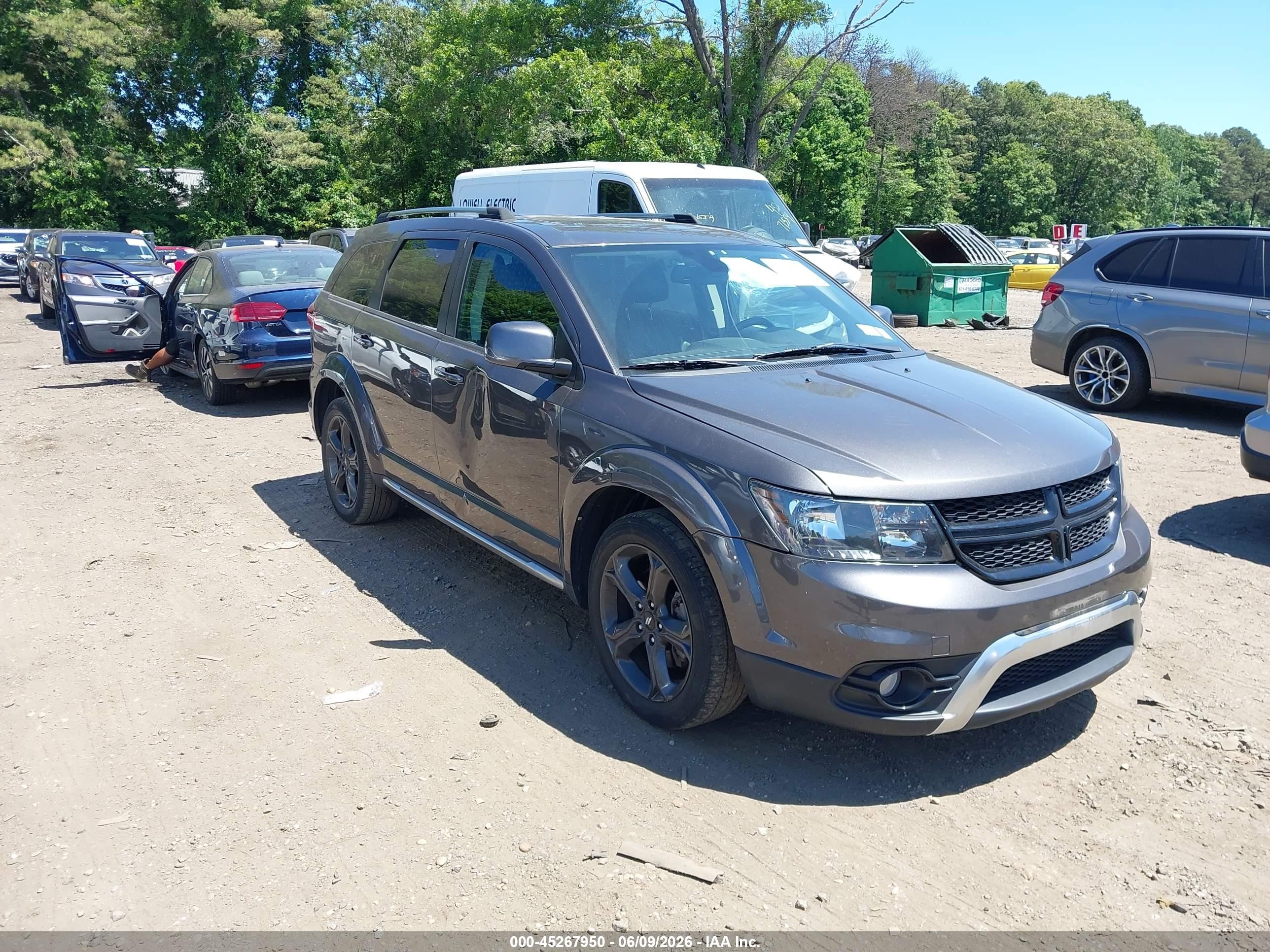 2020 Dodge Journey Crossroad, VIN 3C4PDCGB4LT268858 — Not stated