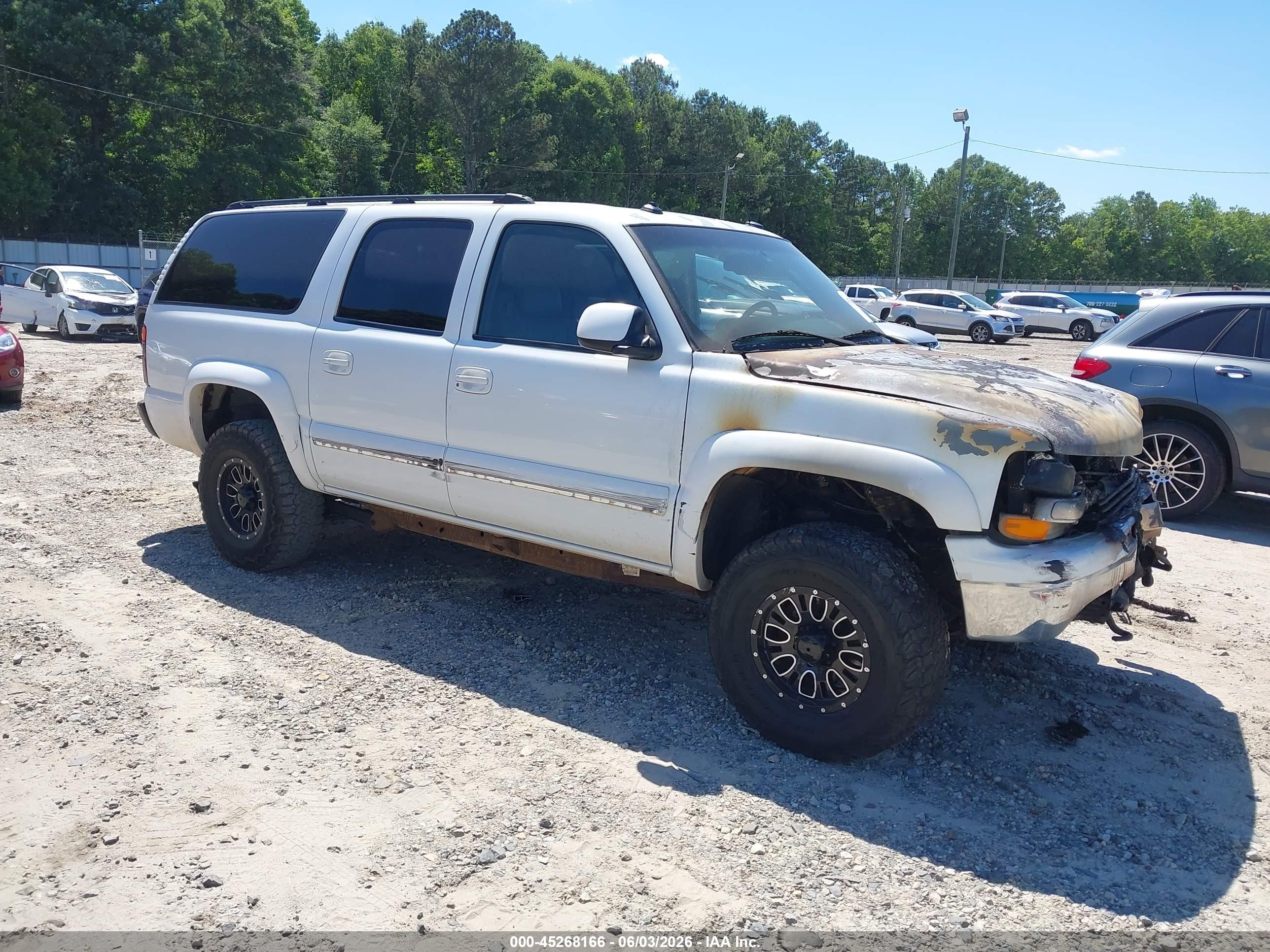 2003 Chevrolet Suburban LT, VIN 1GNFK16Z33J240083 — Engine fire