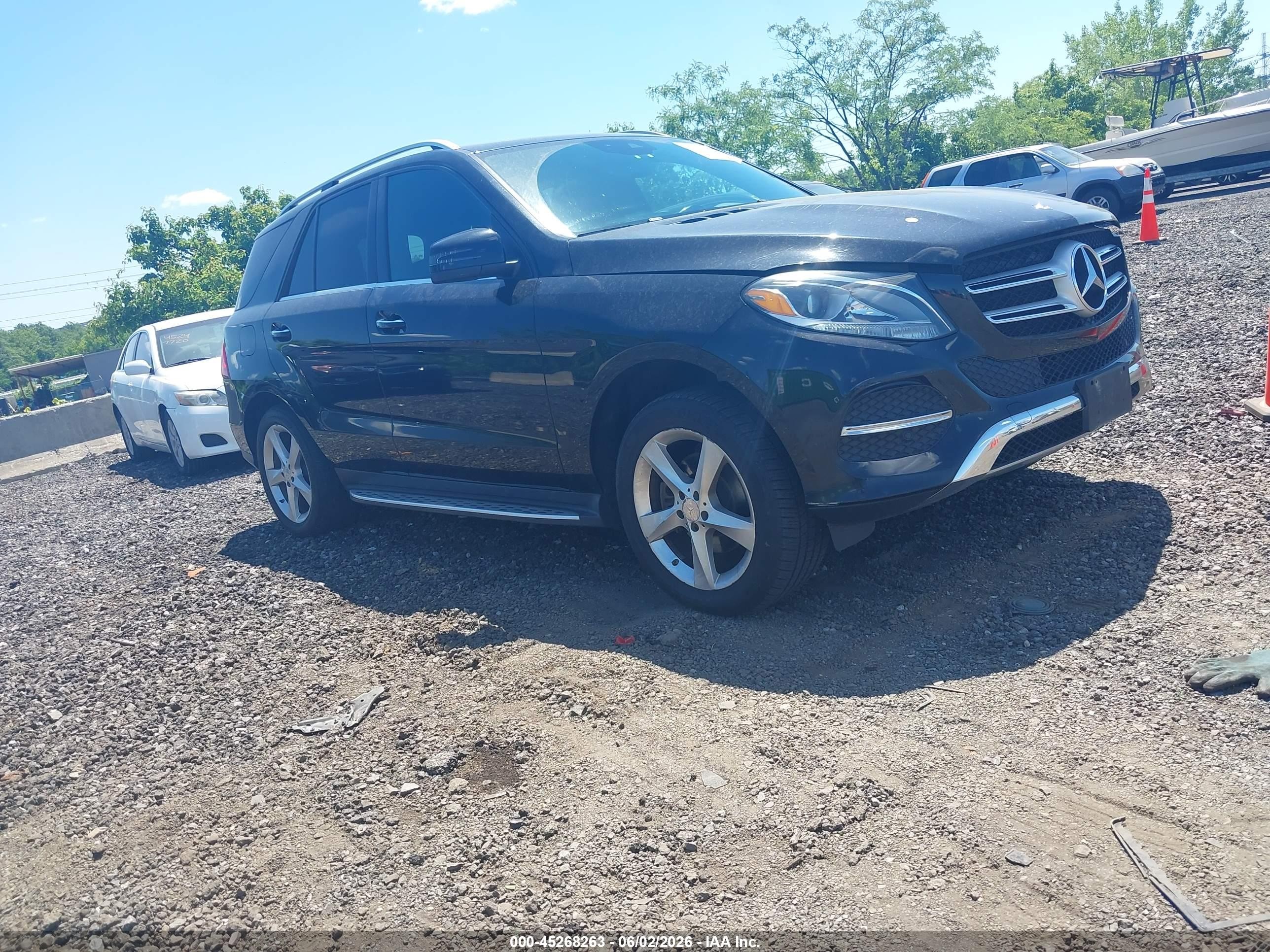 2016 Mercedes-Benz GLE 350, VIN 4JGDA5HB0GA700828 — Not stated