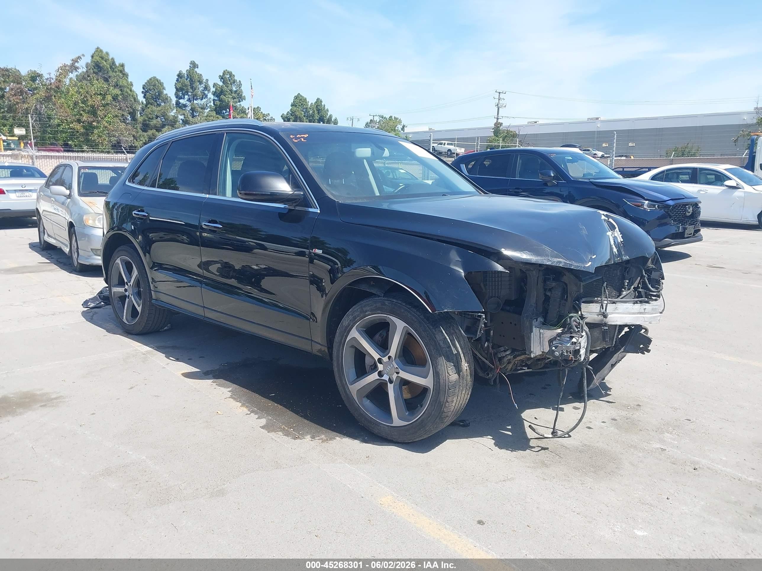 2016 Audi Q5 Premium Plus, VIN WA1D7AFP4GA006423 — Normal wear