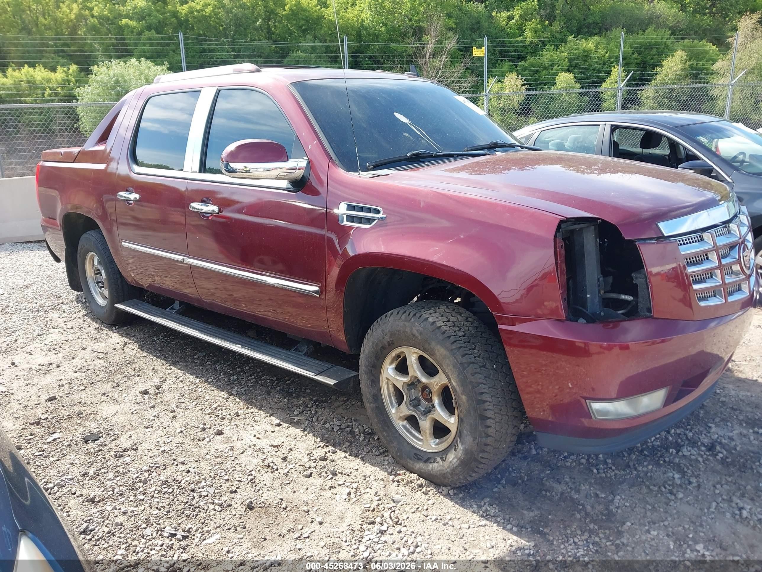 2008 Cadillac Escalade EXT, VIN 3GYFK62828G264042 — Stripped