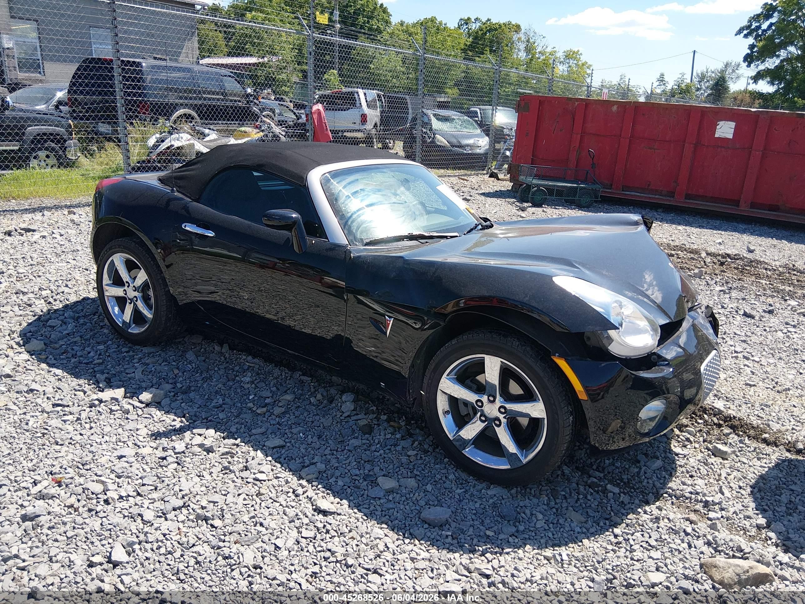 2008 Pontiac Solstice, VIN 1G2MC35B58Y126361 — Front end