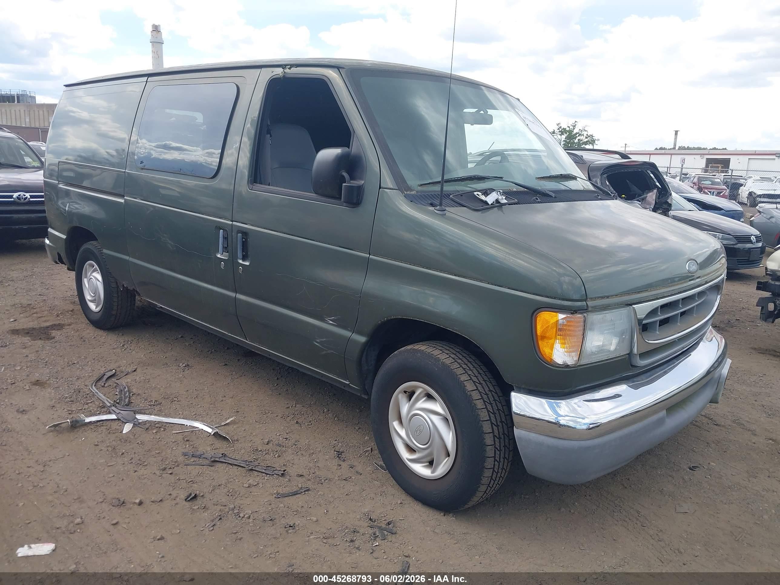 2002 Ford Econoline Cargo, VIN 1FTRE14272HA50781 — Normal wear