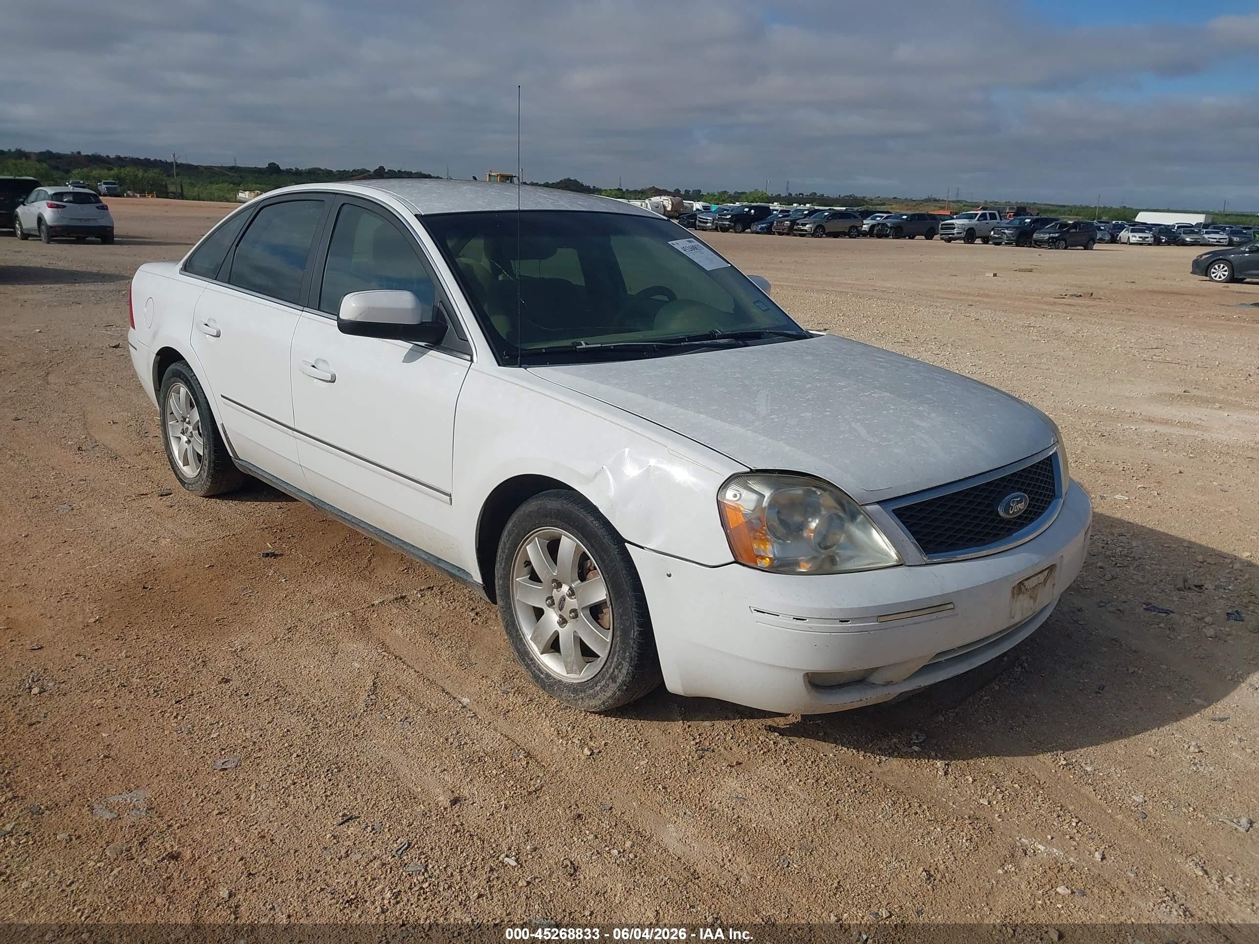 2006 Ford Five Hundred SEL, VIN 1FAFP24176G110344 — Normal wear