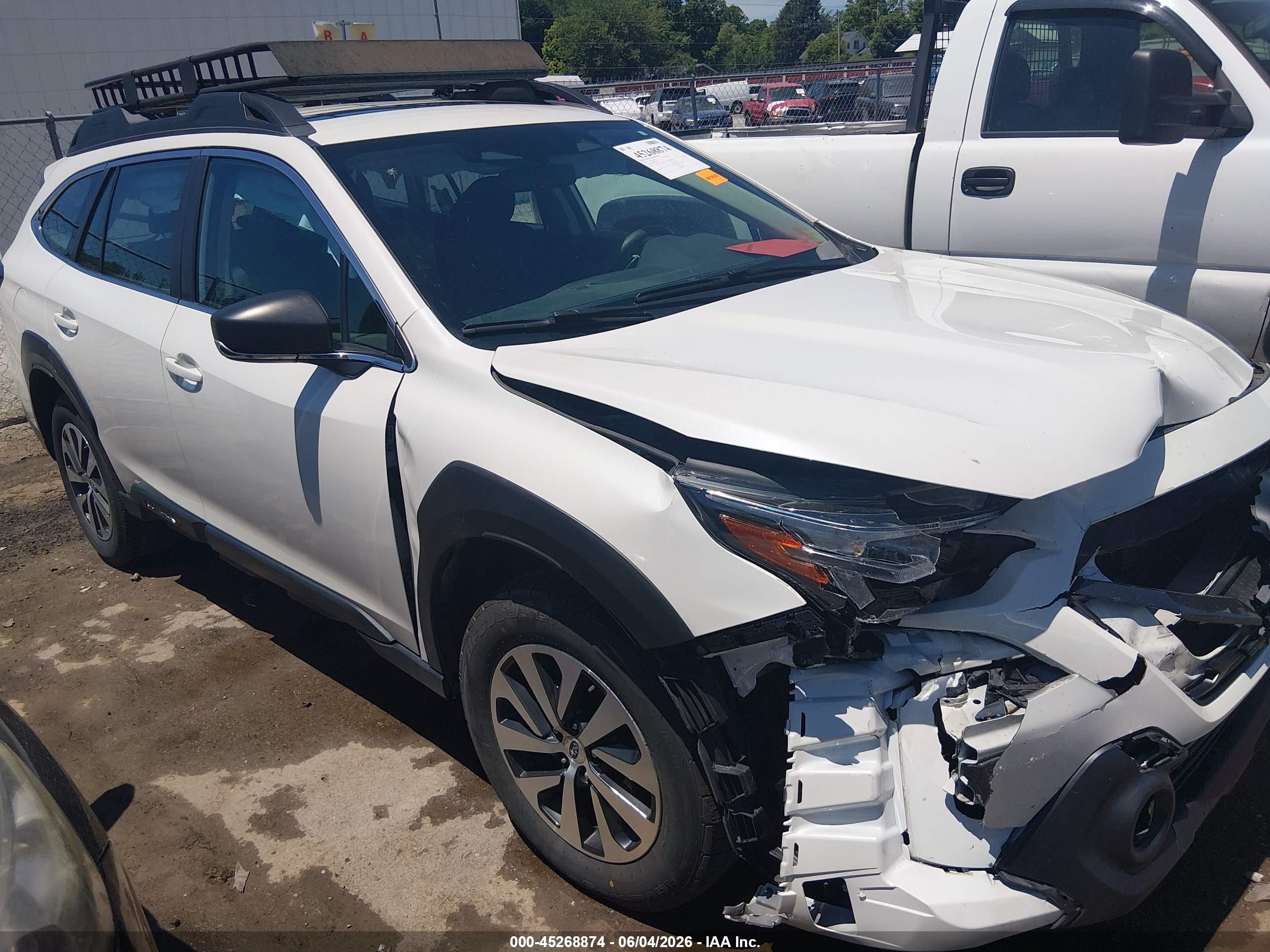 2024 Subaru Outback, VIN 4S4BTAAC4R3183442 — Front end
