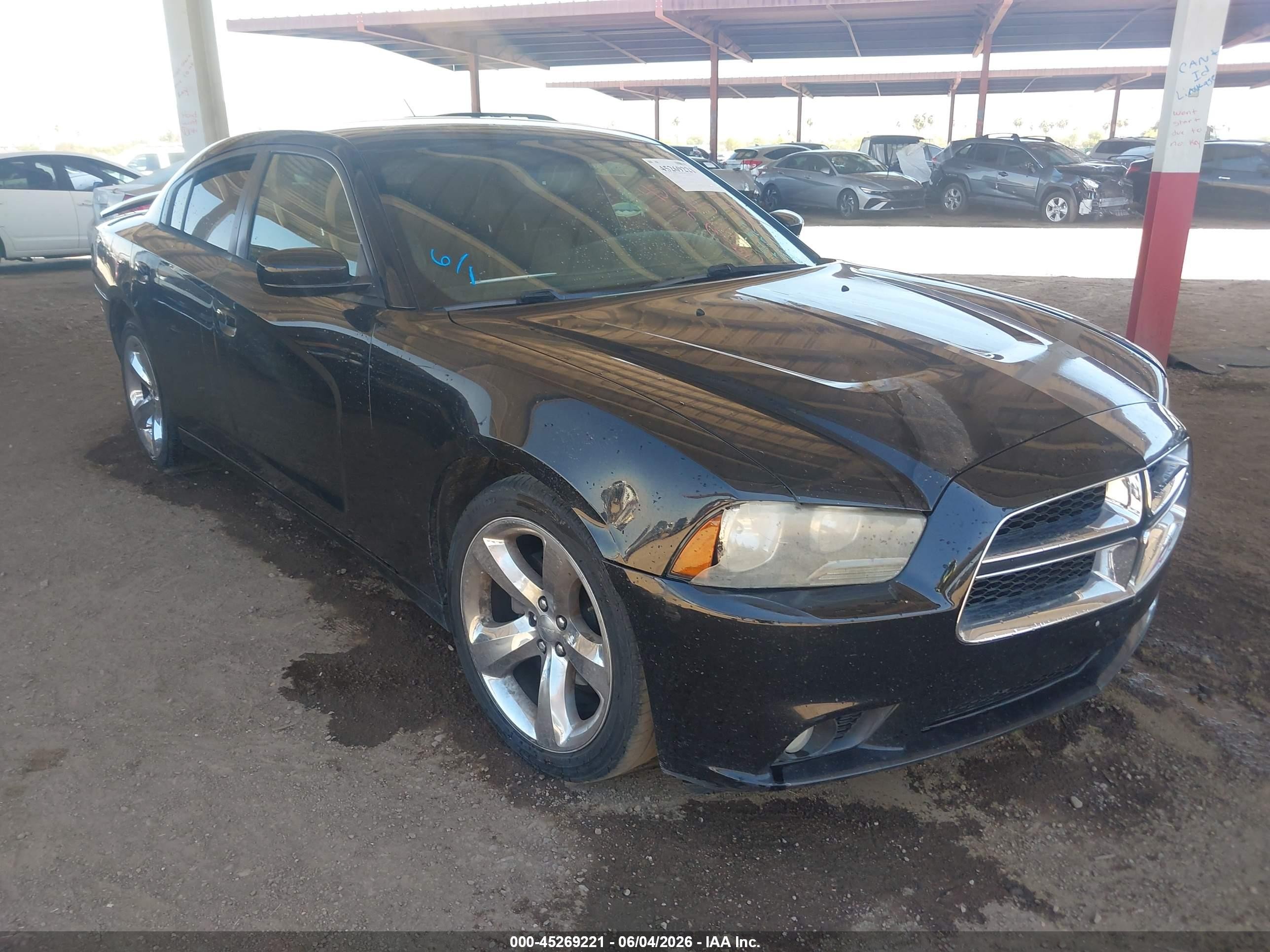 2013 Dodge Charger SXT Plus, VIN 2C3CDXHG4DH567927 — Normal wear