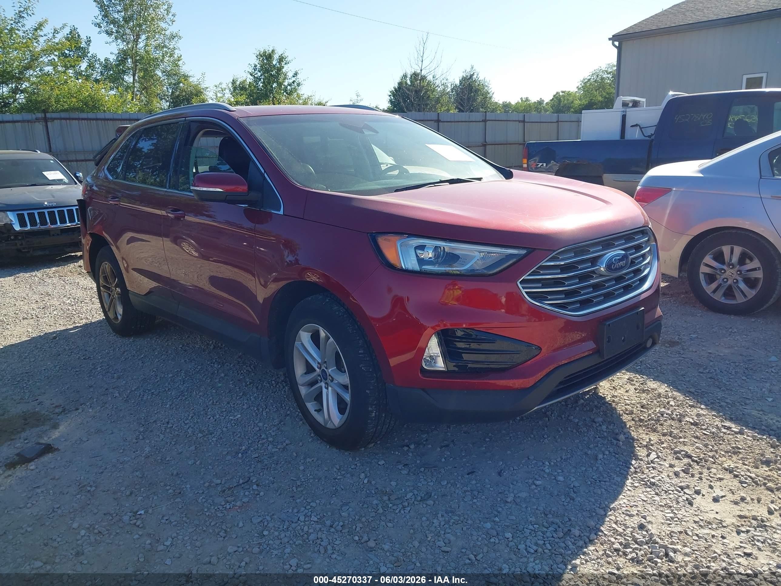 2019 Ford Edge SEL, VIN 2FMPK4J94KBB15095 — Rear end