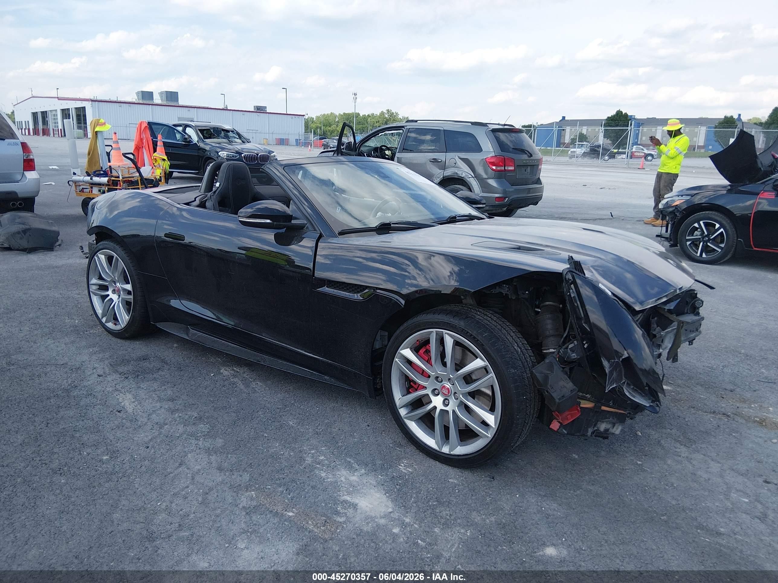 2016 Jaguar F-Type R, VIN SAJWJ6HL2GMK28742 — All over