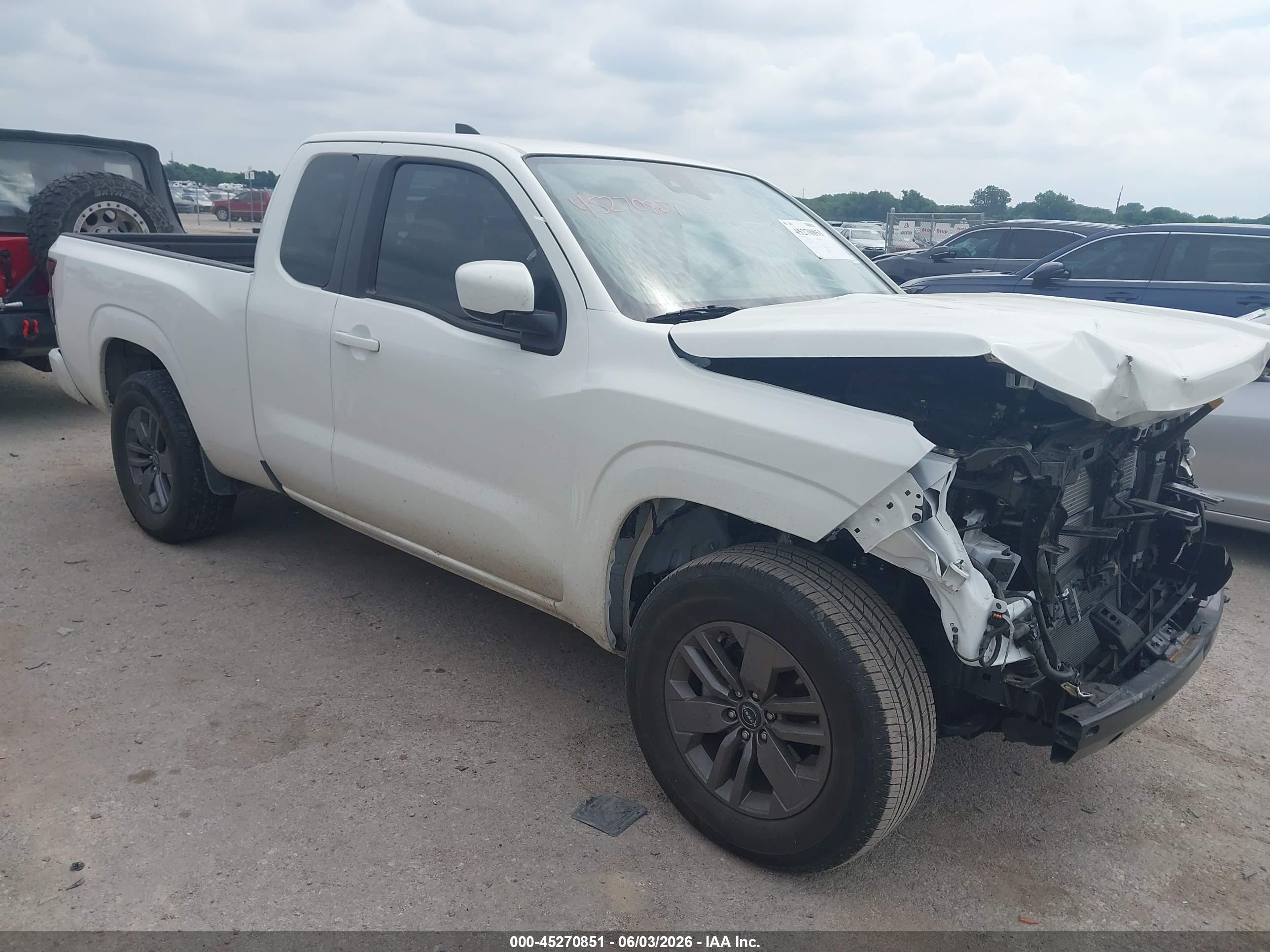2025 Nissan Frontier SV, VIN 1N6ED1CLXSN602090 — Front end