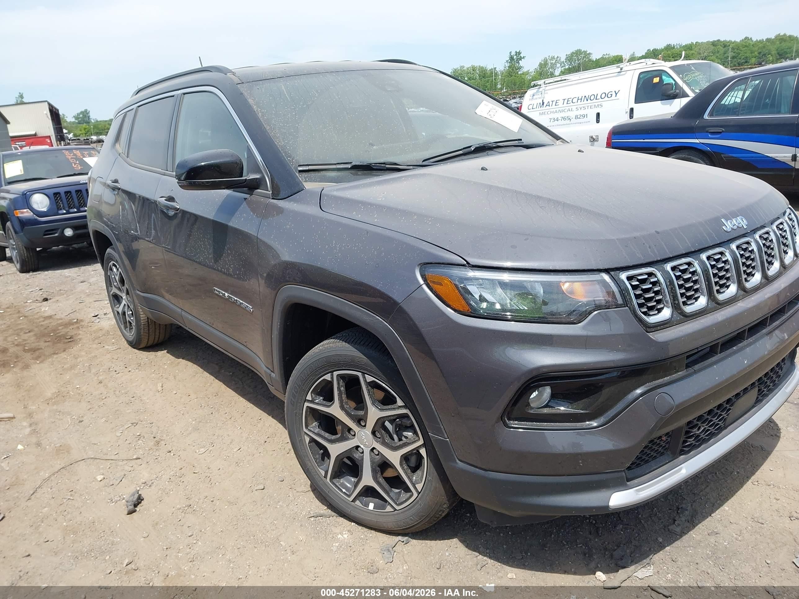 2024 Jeep Compass Limited, VIN 3C4NJDCN3RT151741 — Side