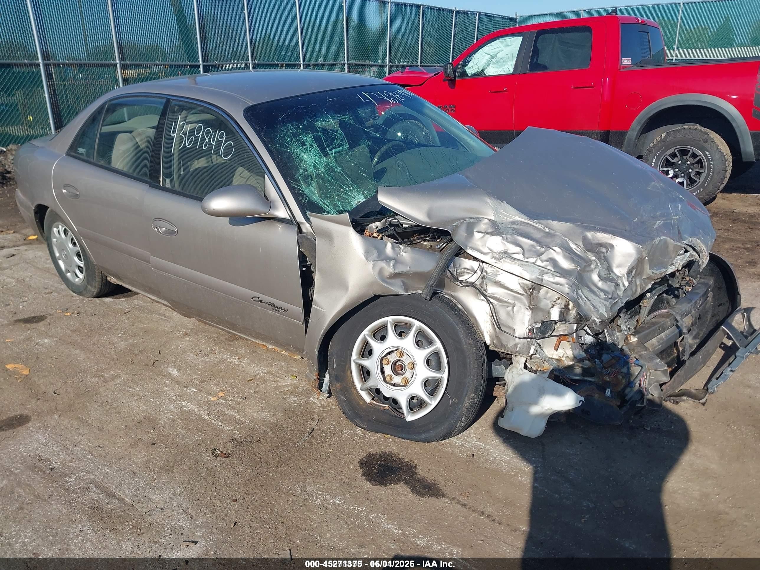2000 Buick Century Custom, VIN 2G4WS52J3Y1240436 — Перед