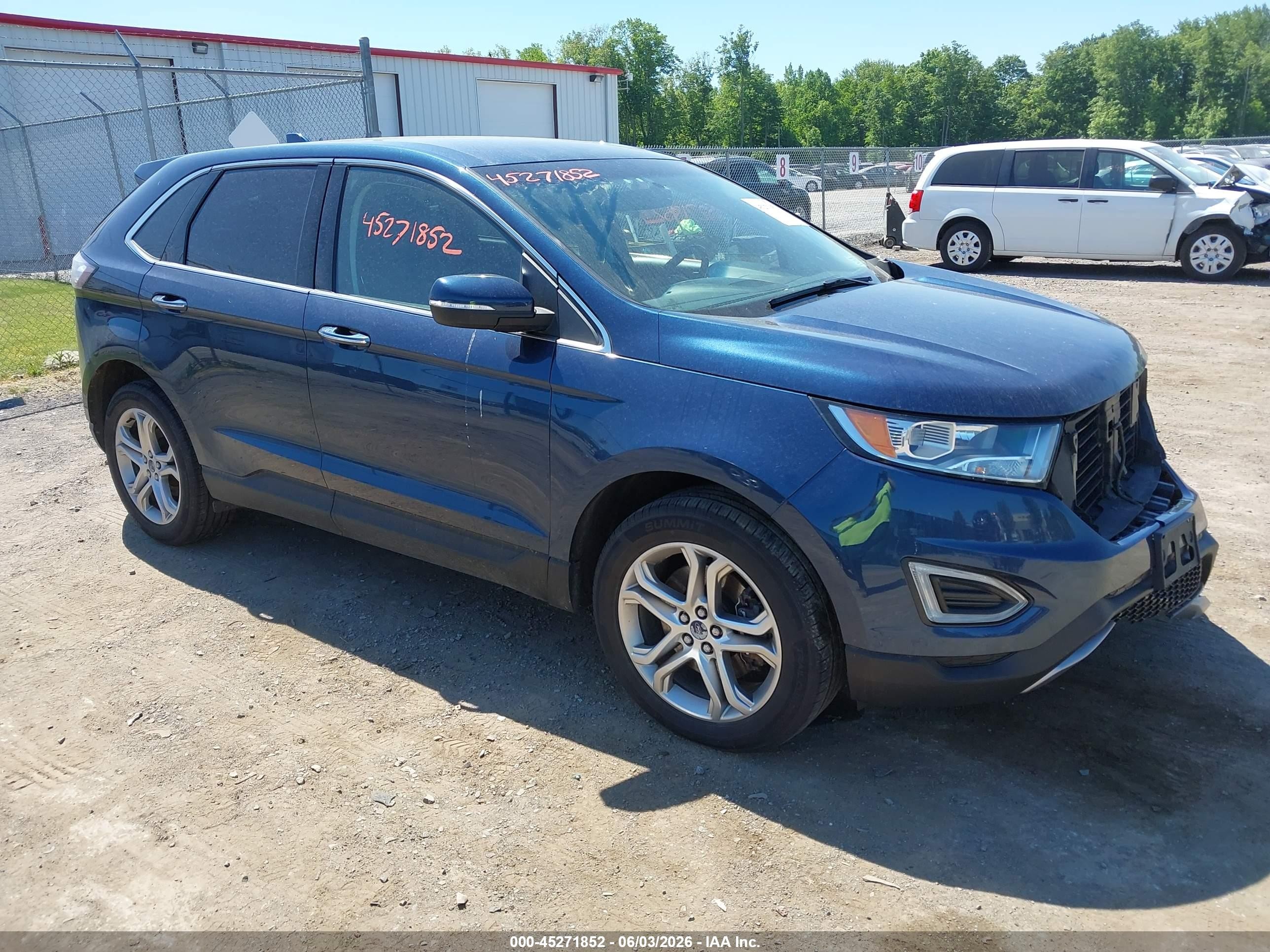 2017 Ford Edge Titanium, VIN 2FMPK4K99HBB44258 — Front end