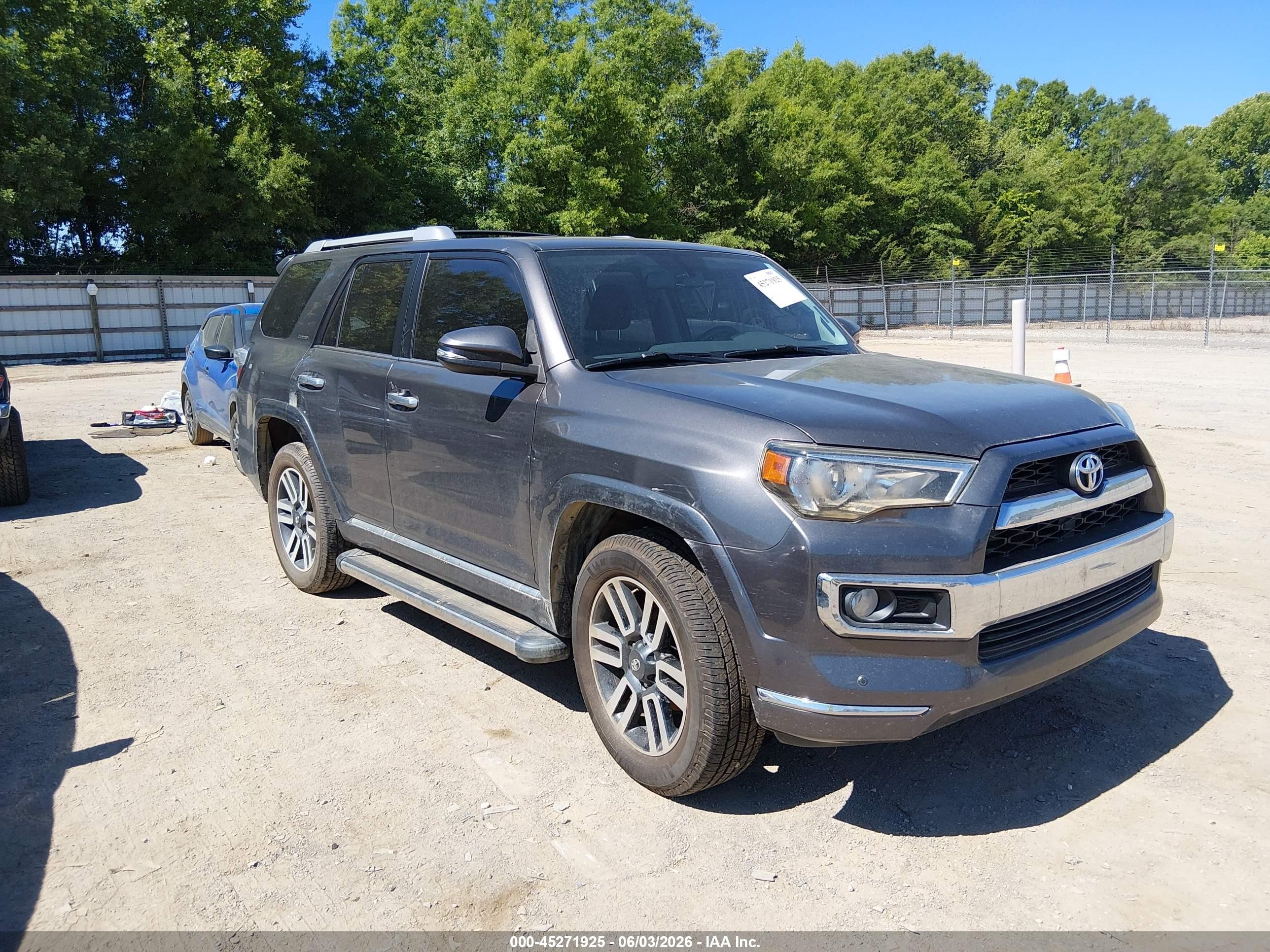2017 Toyota 4Runner TRD Off Road Premium, VIN JTEBU5JR6H5442590 — Fresh water flood