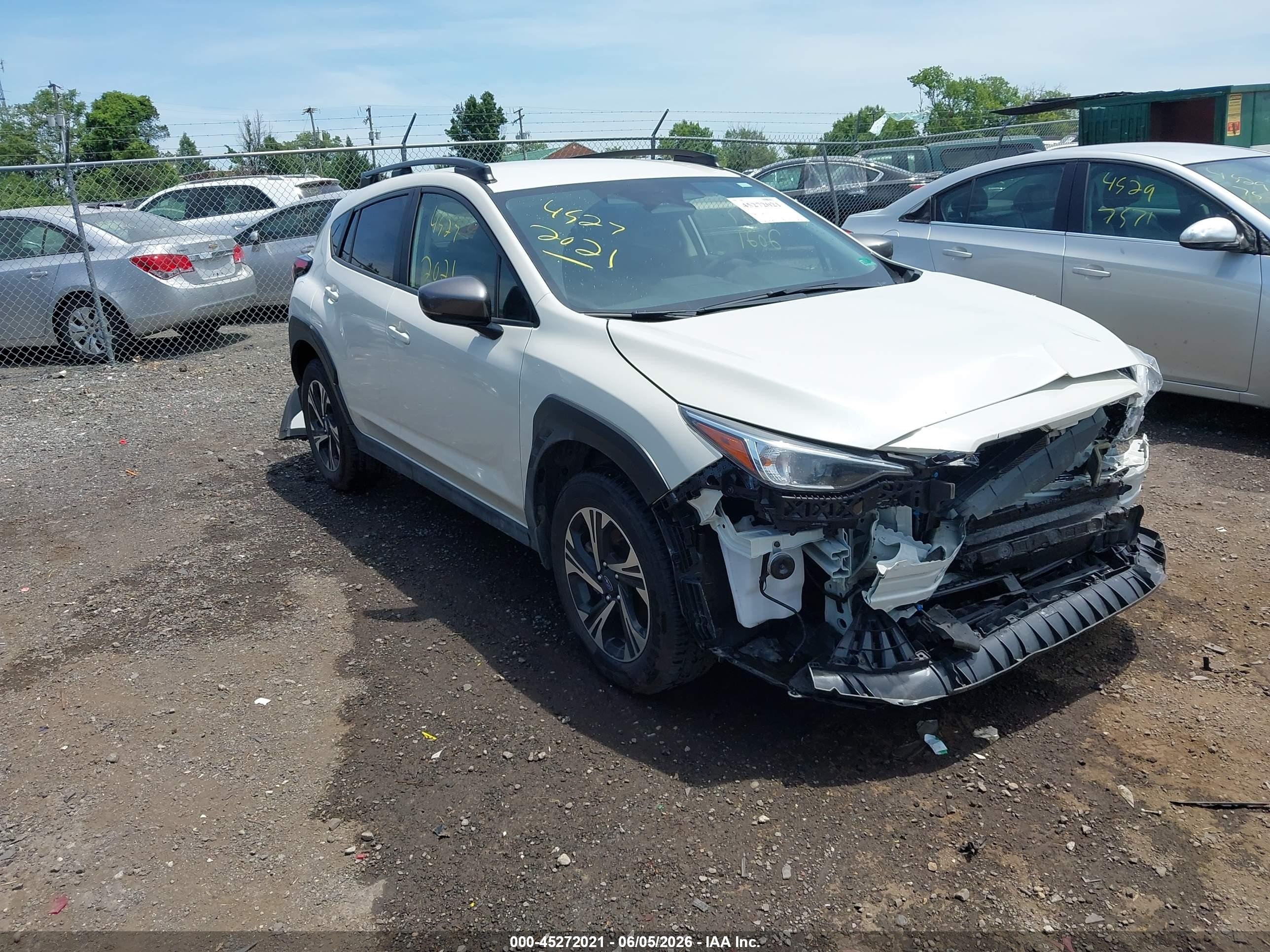 2025 Subaru Crosstrek Premium, VIN JF2GUHDC0S8344083 — Front end