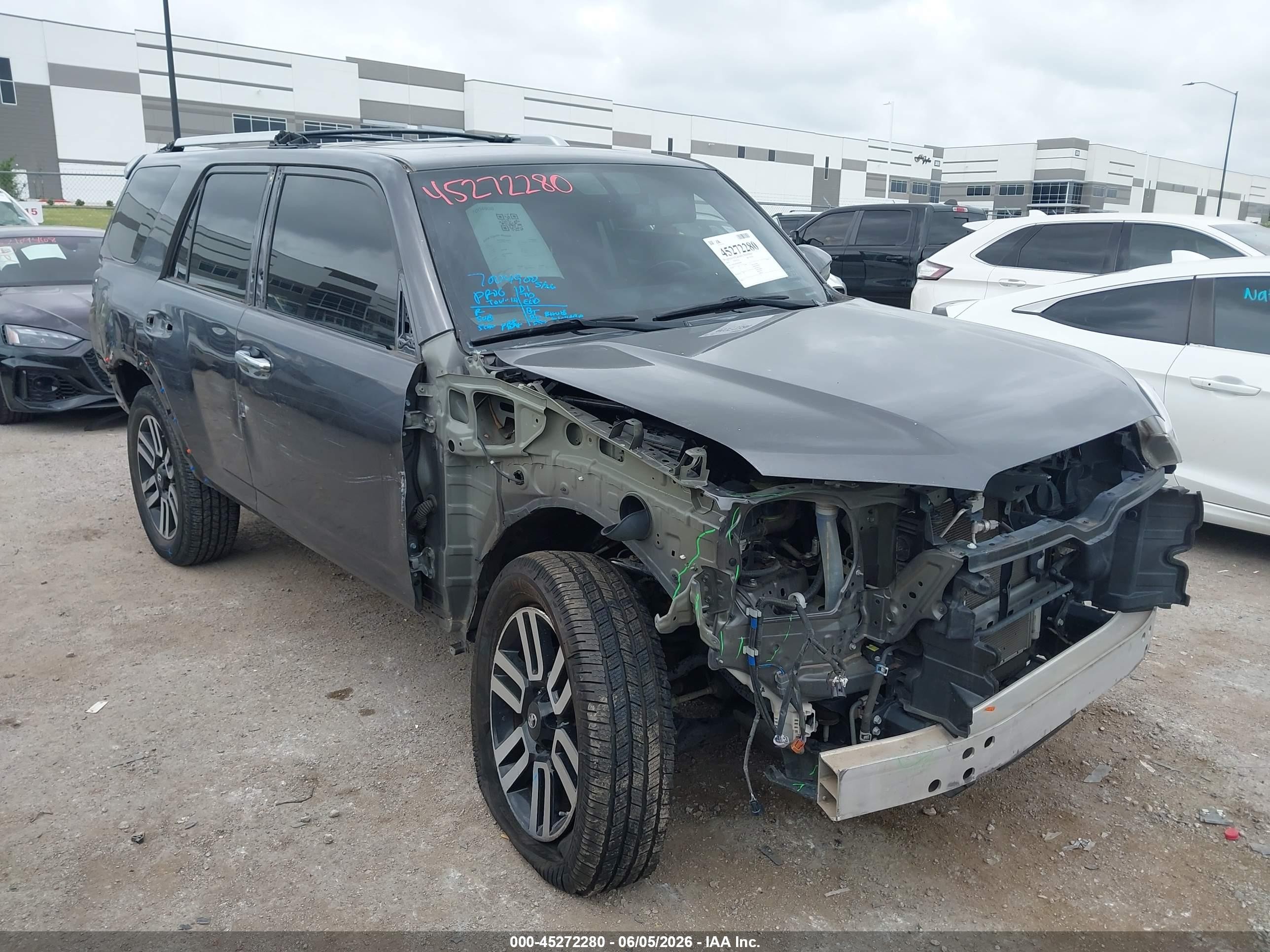 2019 Toyota 4Runner Limited, VIN JTEBU5JRXK5669689 — All over
