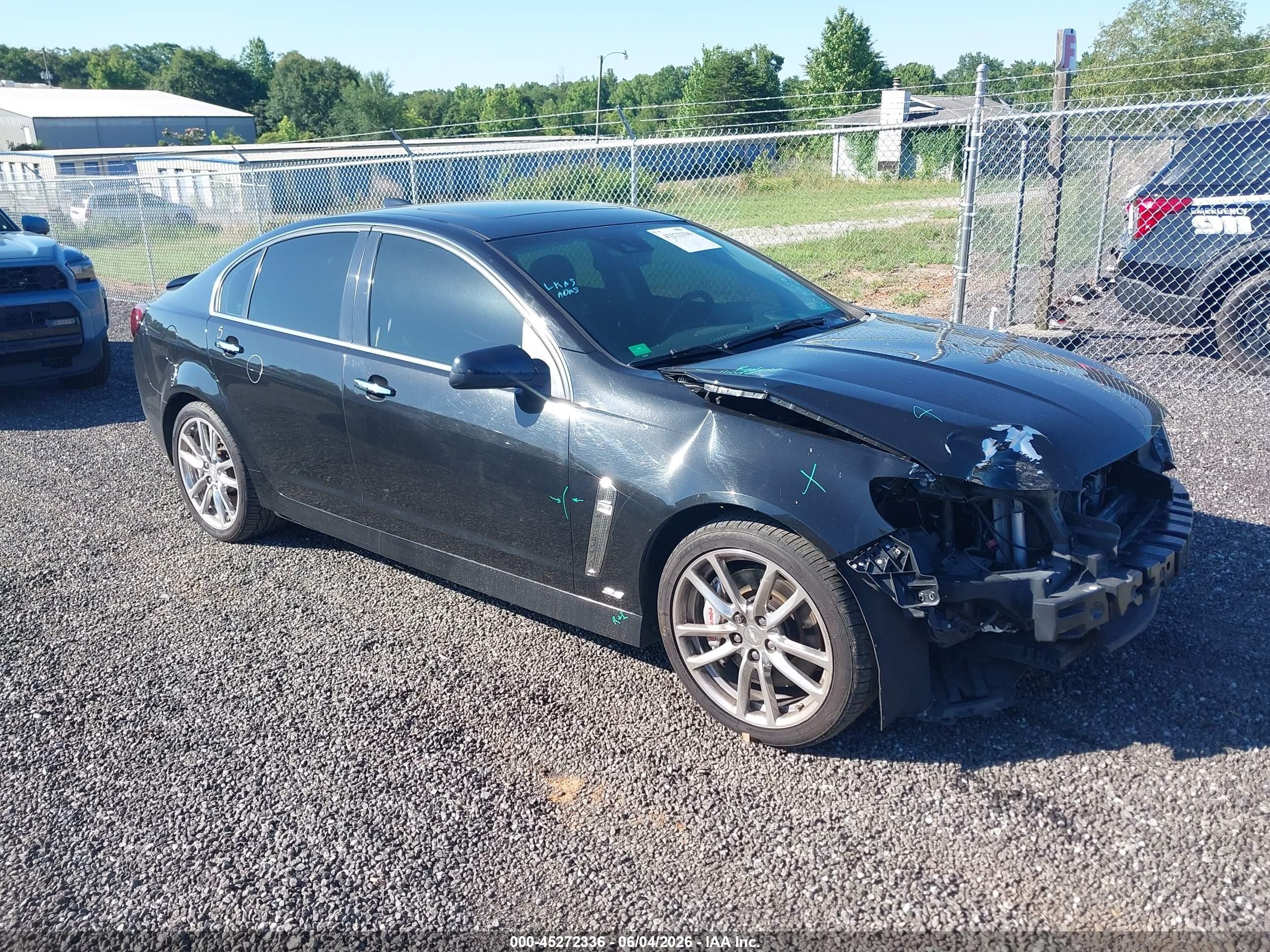 2015 Chevrolet SS, VIN 6G3F15RW2FL125099 — Front end