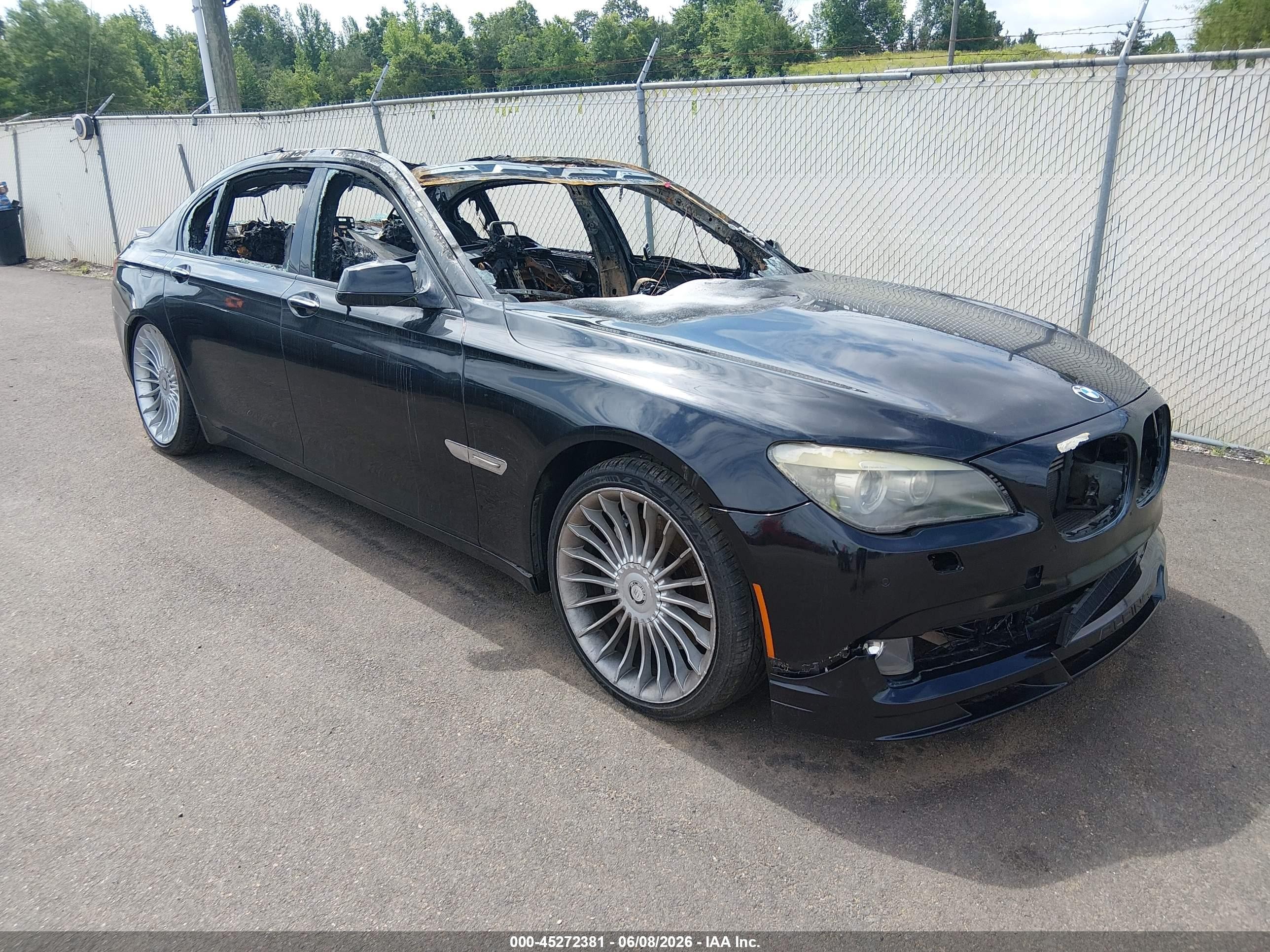 2012 BMW 7 Series 750Li, VIN WBAKB8C52CC448071 — Пожар в салоне
