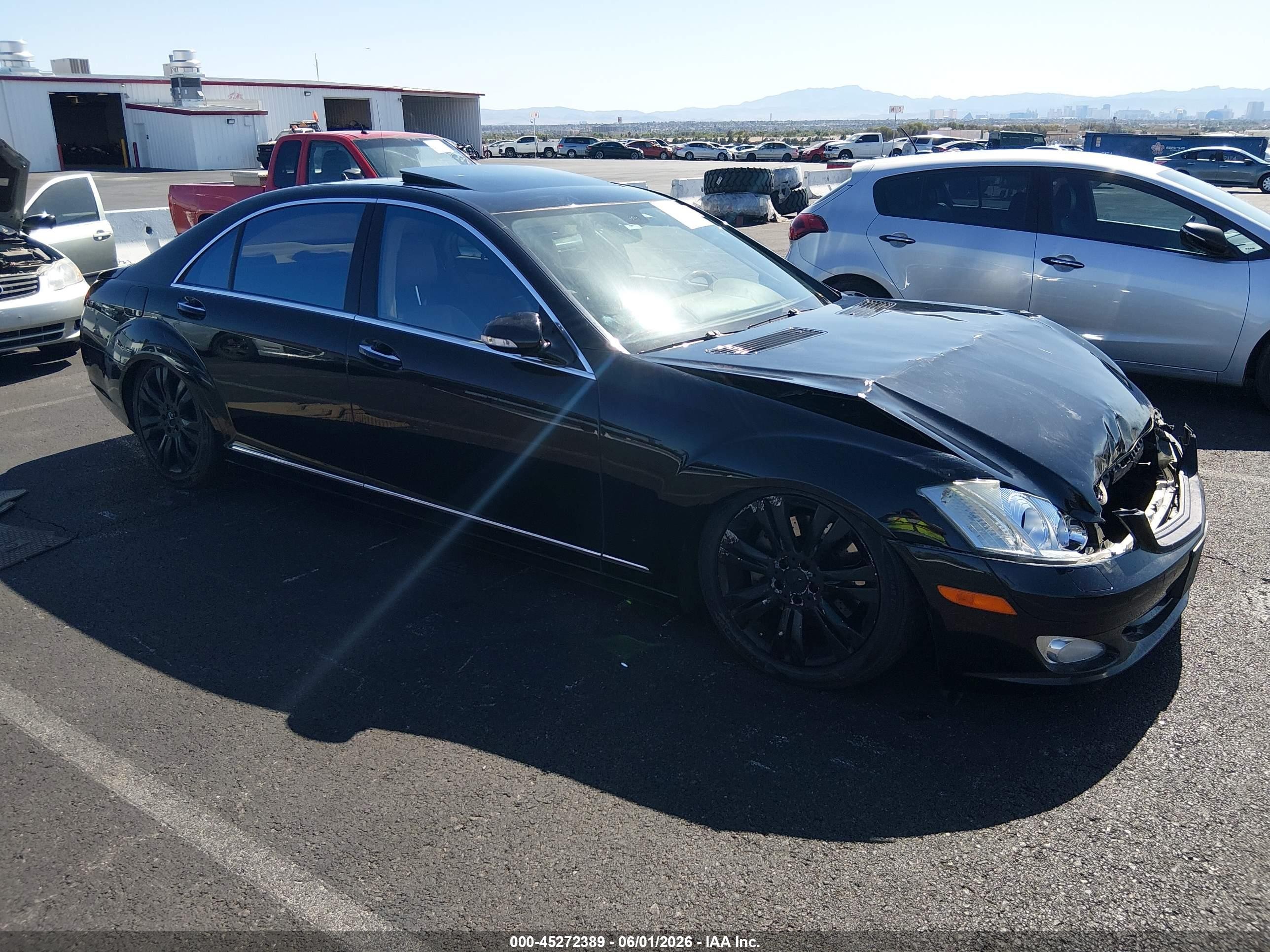 2009 Mercedes-Benz S 550, VIN WDDNG71X69A281692 — Normal wear