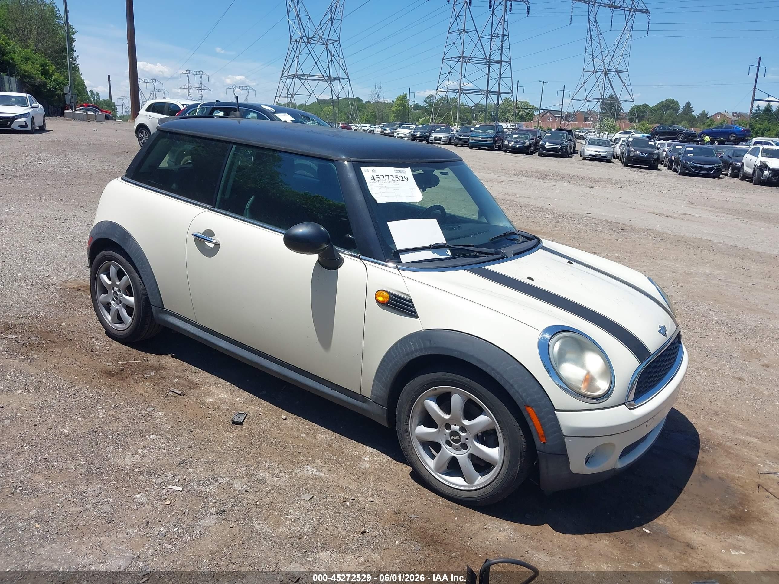 2010 MINI Hardtop, VIN WMWMF3C55ATU77464 — Обычный износ