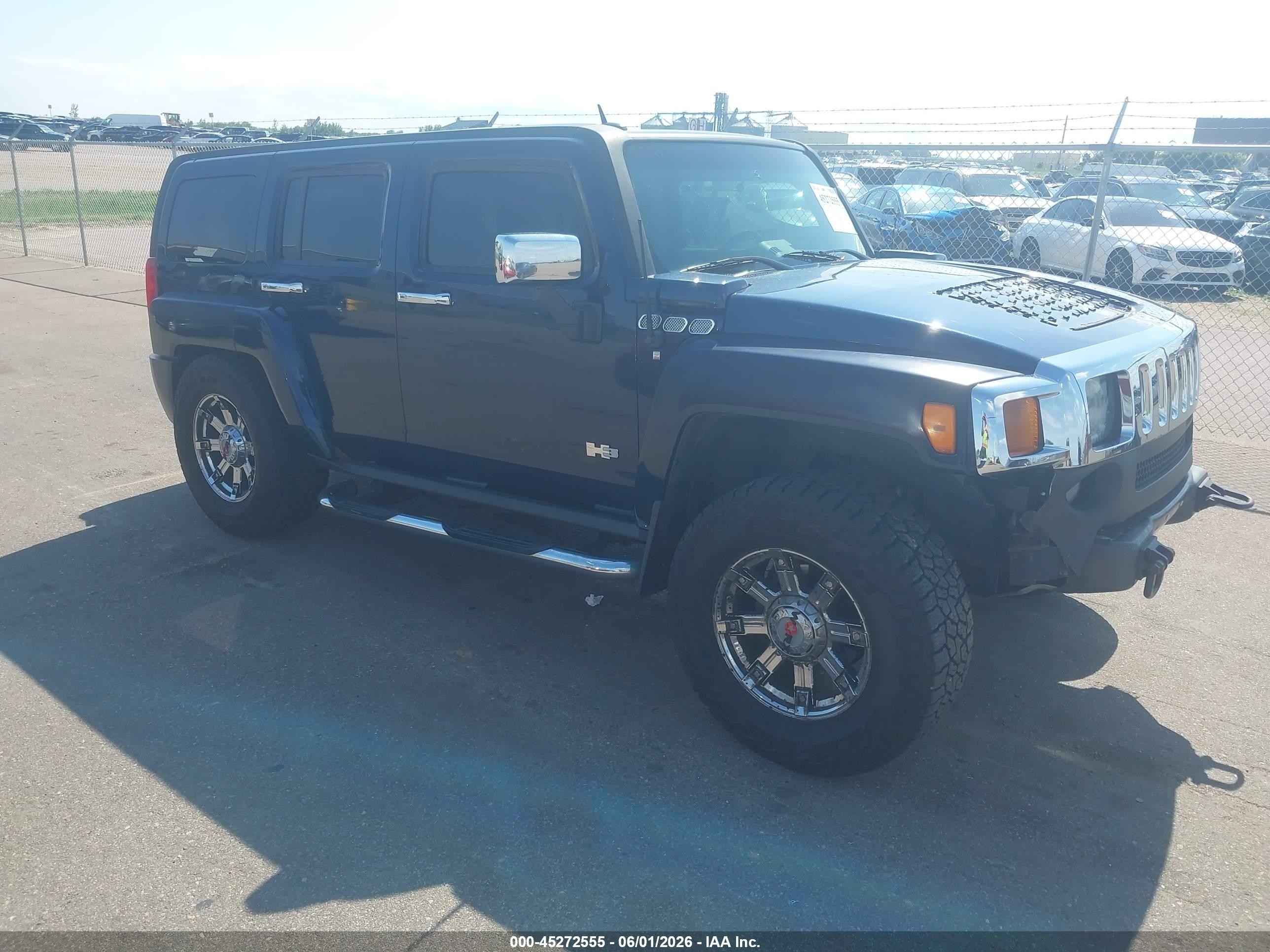 2007 Hummer H3 SUV, VIN 5GTDN13E178197233 — Rear end