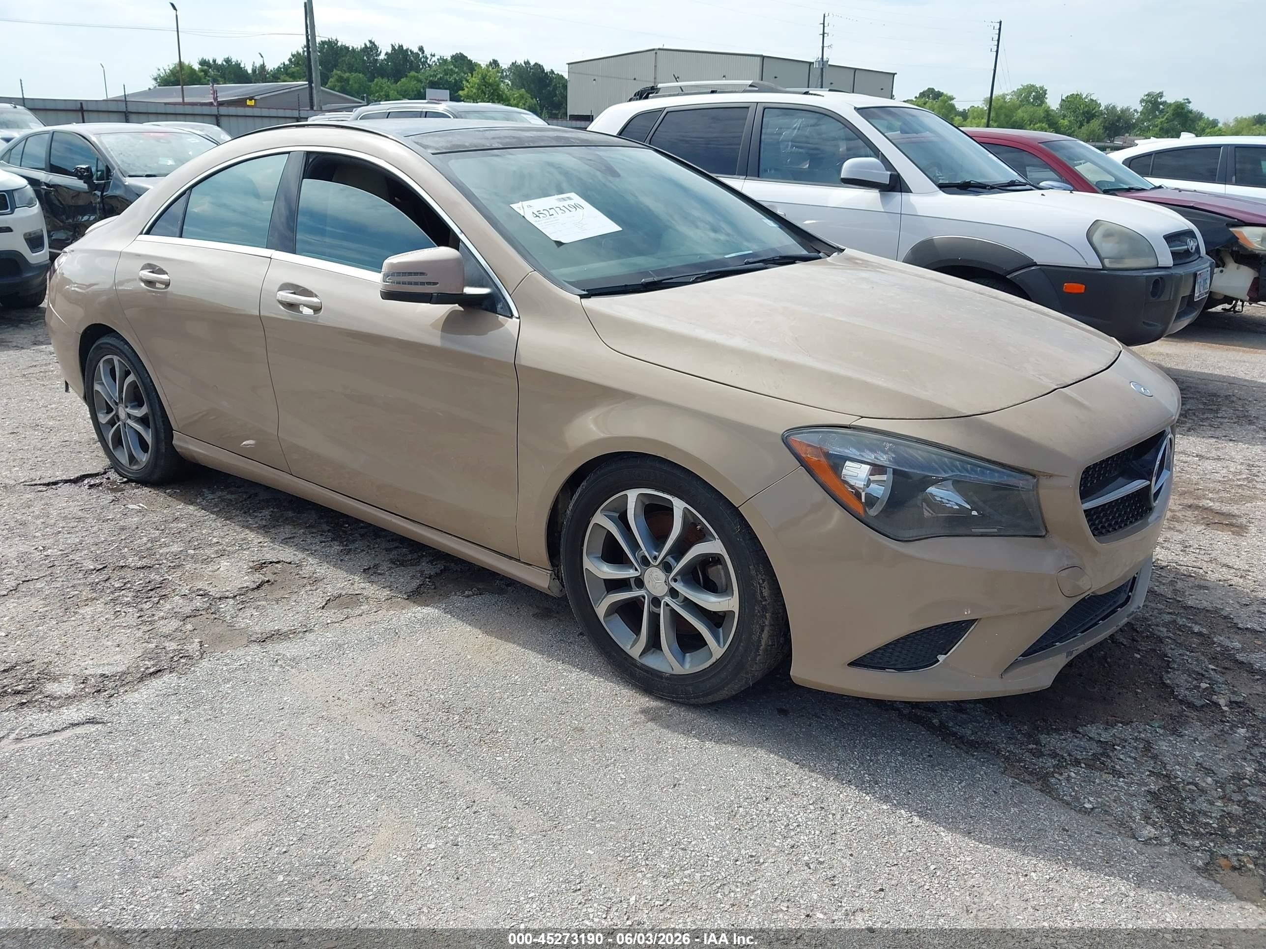 2016 Mercedes-Benz CLA 250, VIN WDDSJ4EB1GN305727 — Auction photo