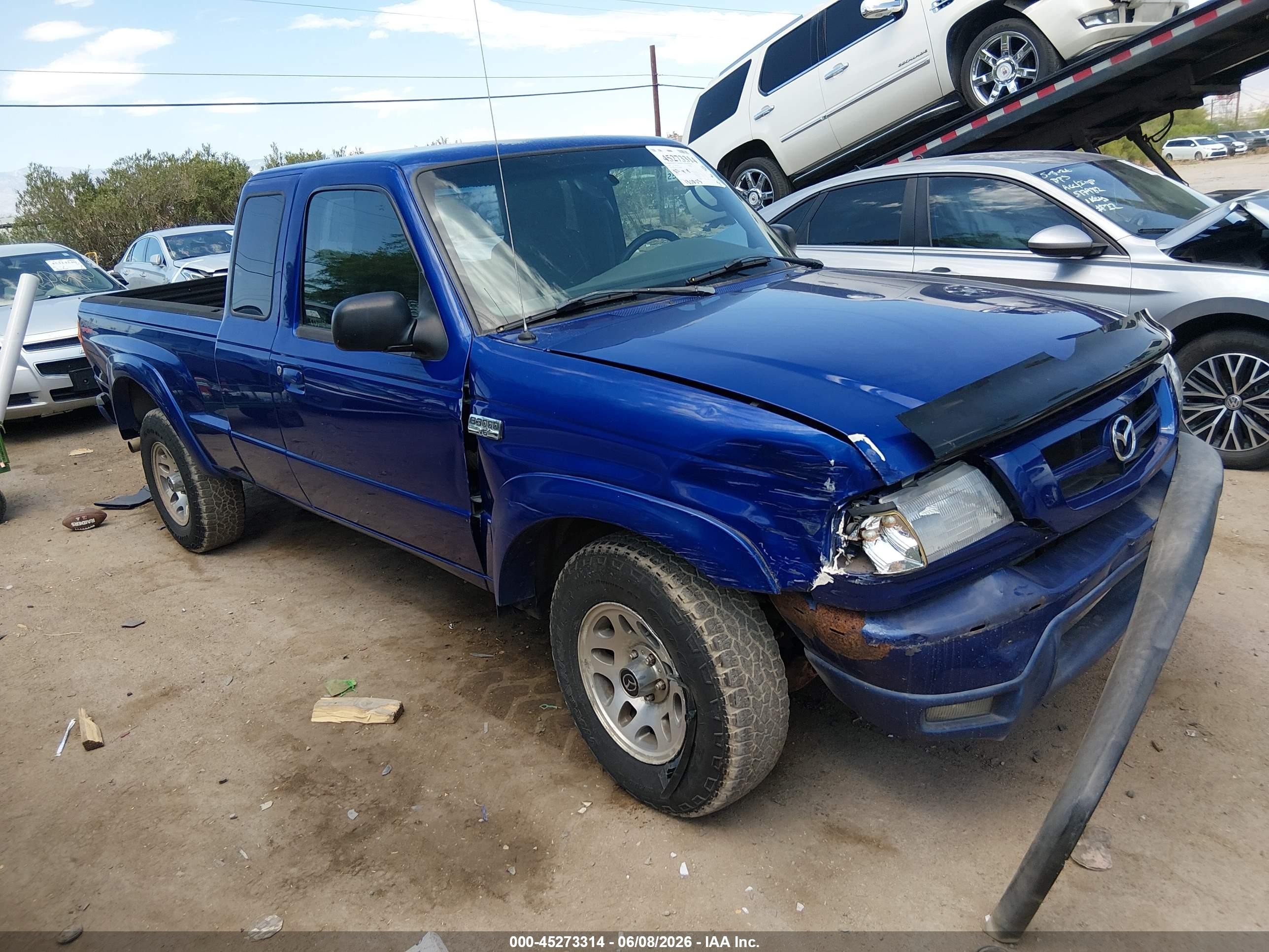 2004 Mazda B-Series DS, VIN 4F4YR16U14TM00699 — Front end