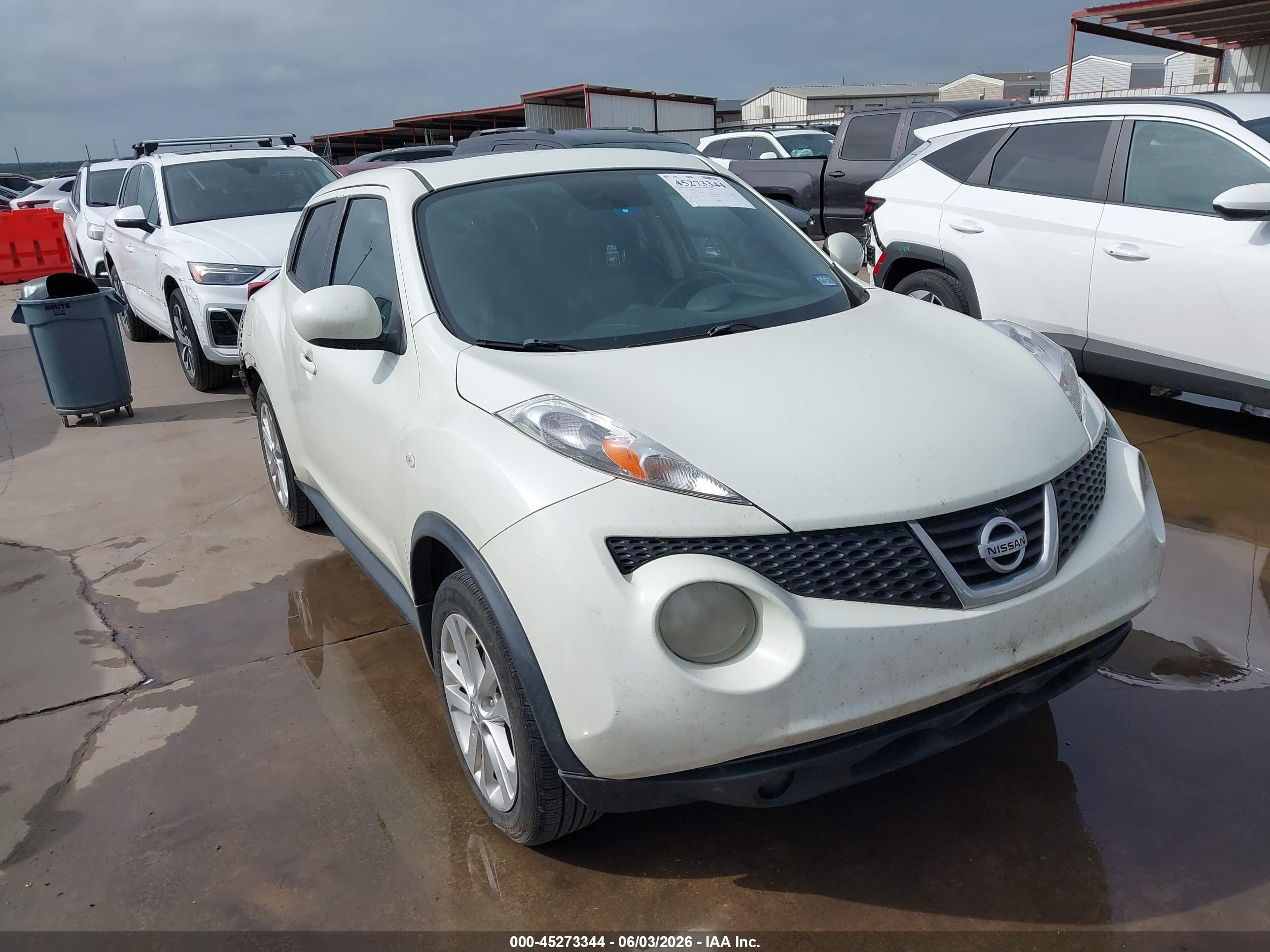 2012 Nissan Juke SV, VIN JN8AF5MV3CT107234 — Rear end