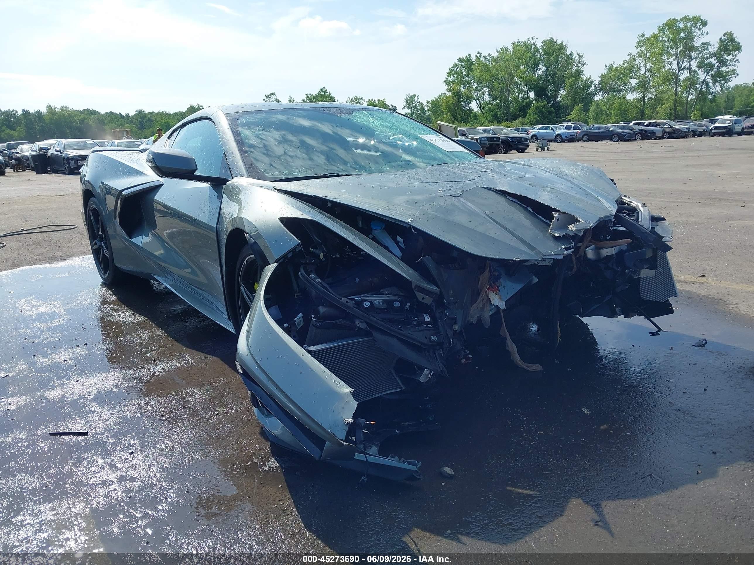 2023 Chevrolet Corvette 2LT, VIN 1G1YB2D40P5111790 — Front end