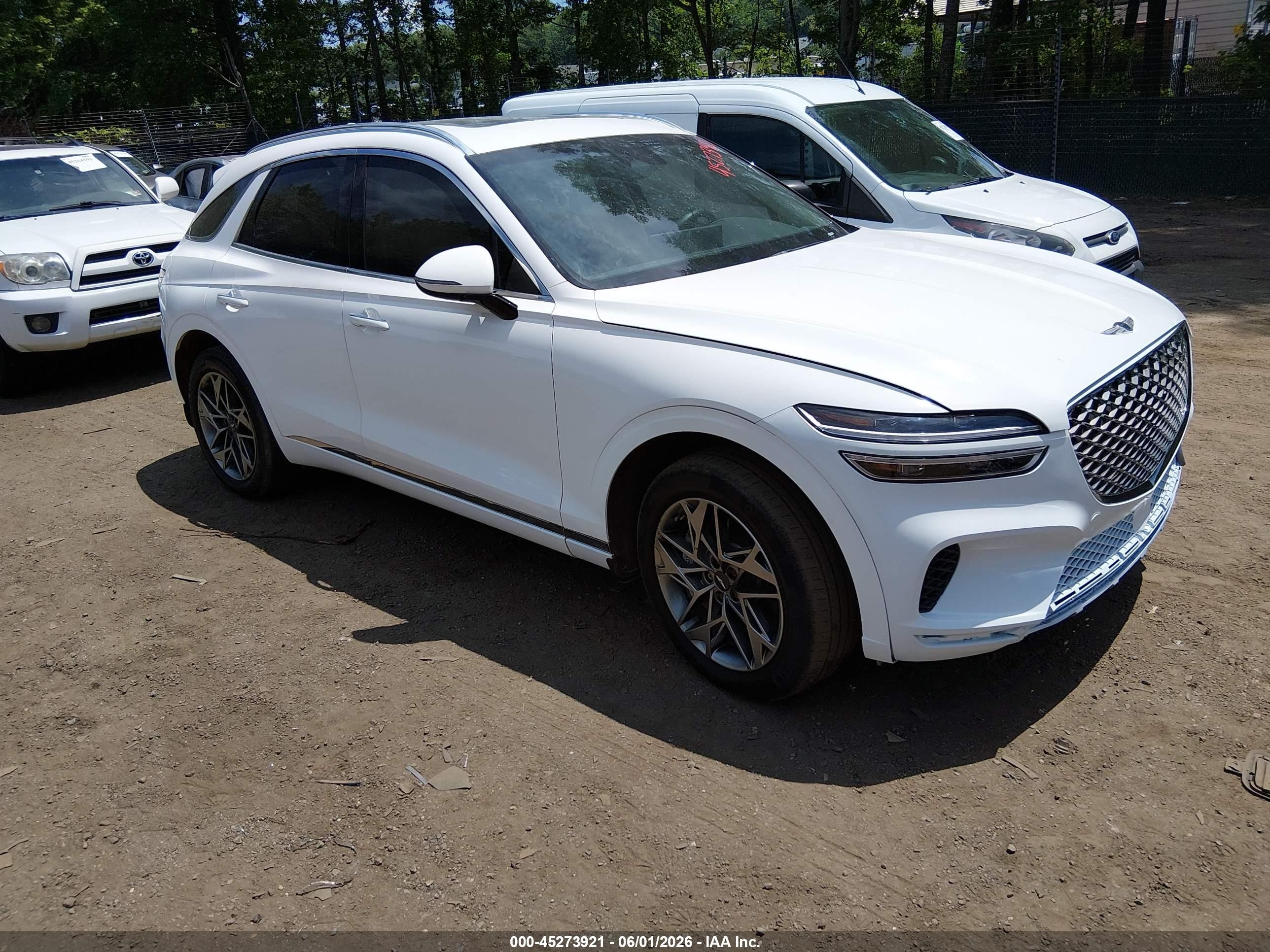 2023 Genesis GV70 2.5T, VIN KMUMADTB9PU109219 — Front end