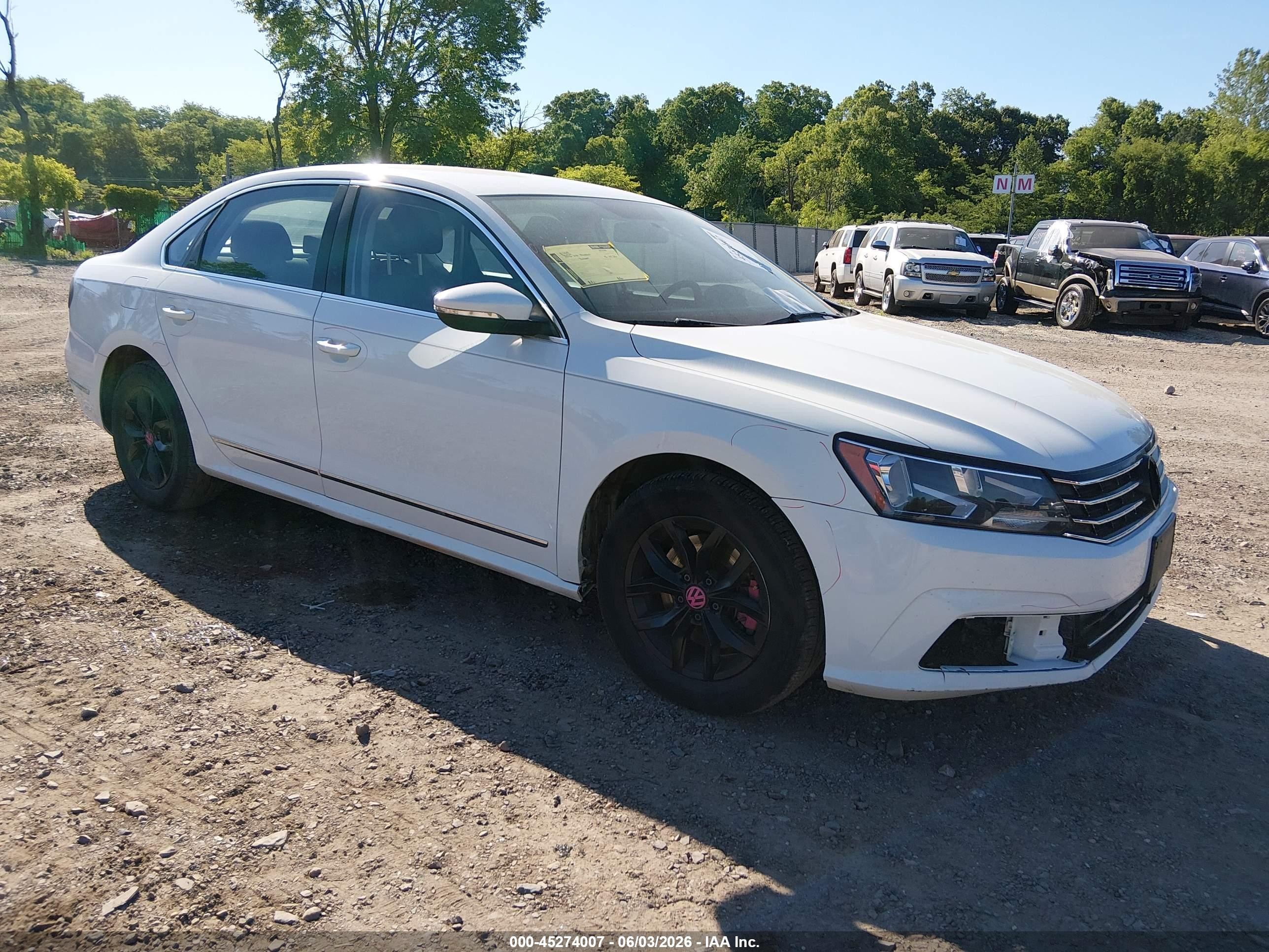 2016 Volkswagen Passat S, VIN 1VWAT7A39GC048115 — Rear end
