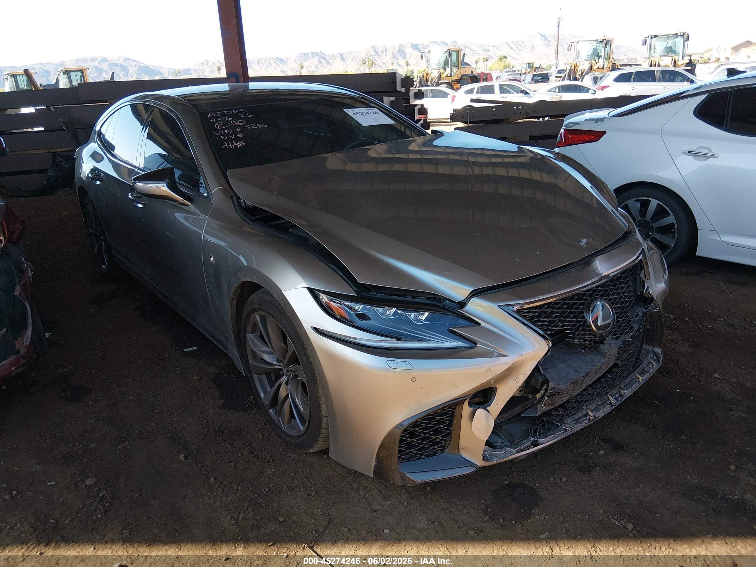 2018 Lexus LS 500, VIN JTHB51FF4J5003286 — Front end