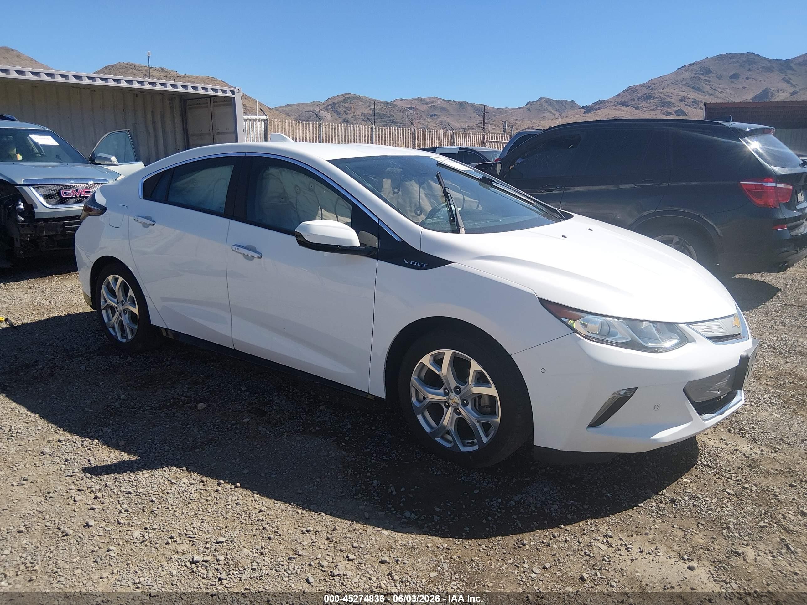 2017 Chevrolet Volt Premier, VIN 1G1RD6S54HU216891 — Side