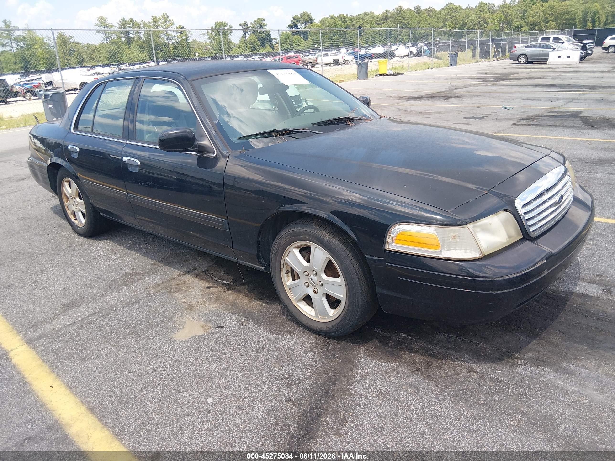 2011 Ford Crown Victoria LX, VIN 2FABP7EV3BX184782 — Normal wear