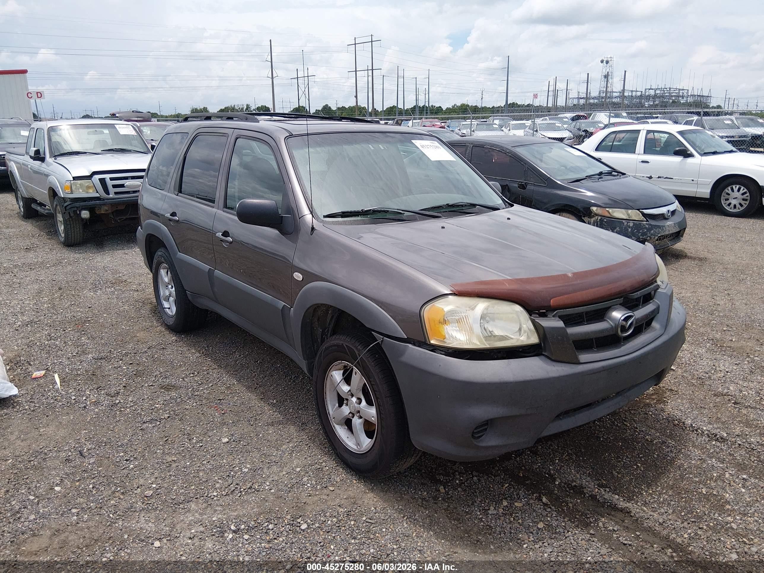 2006 Mazda Tribute i, VIN 4F2YZ92Z46KM19717 — Normal wear