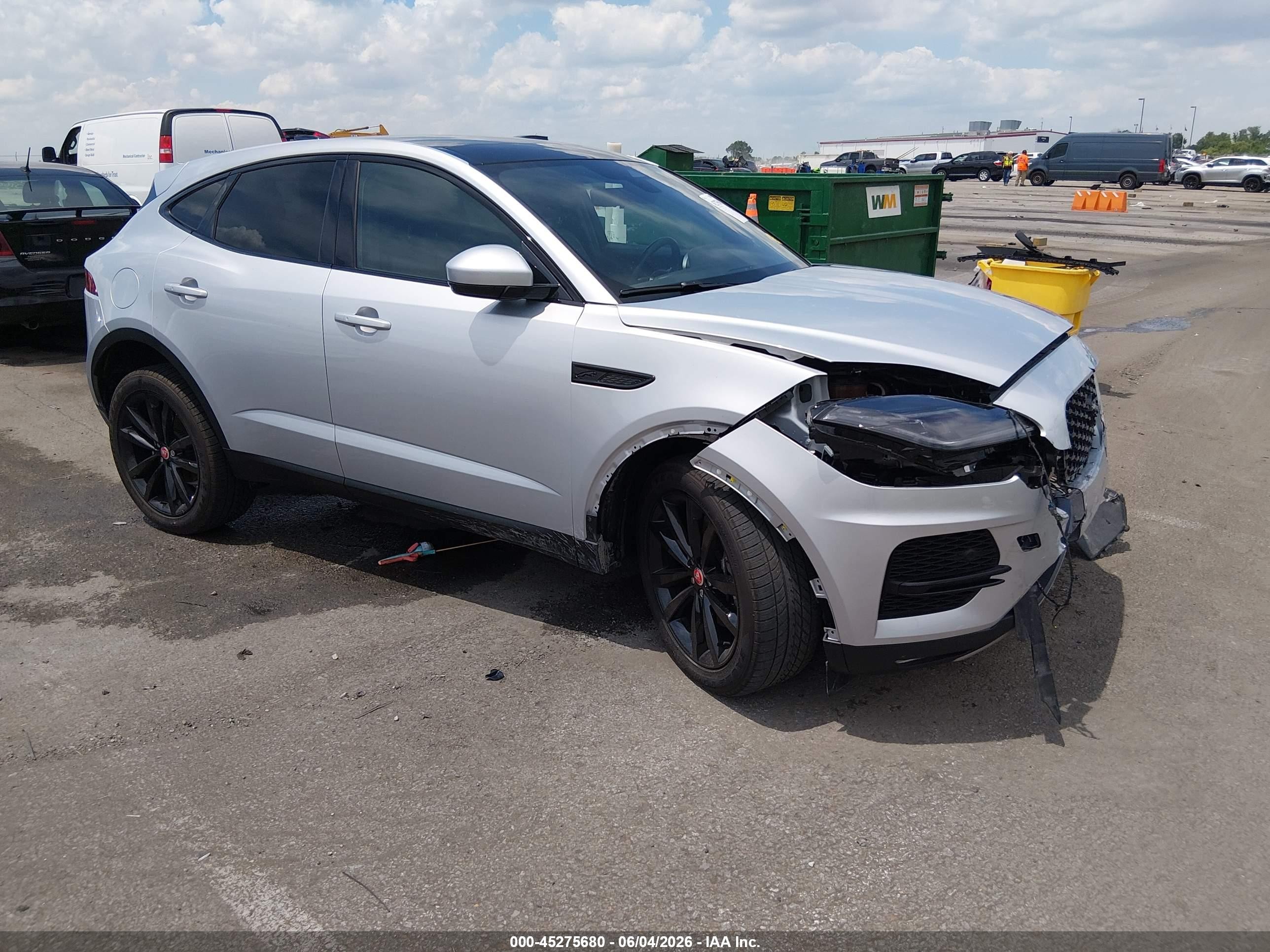 2022 Jaguar E-Pace SE, VIN SADFP2FXXN1031168 — Front end