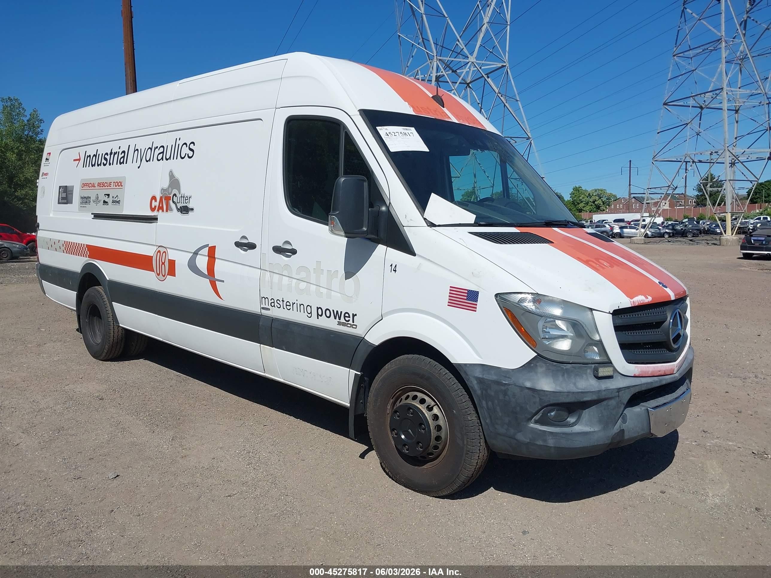 2014 Mercedes-Benz Sprinter Cargo, VIN WD3PF1CCXE5936107 — Normal wear