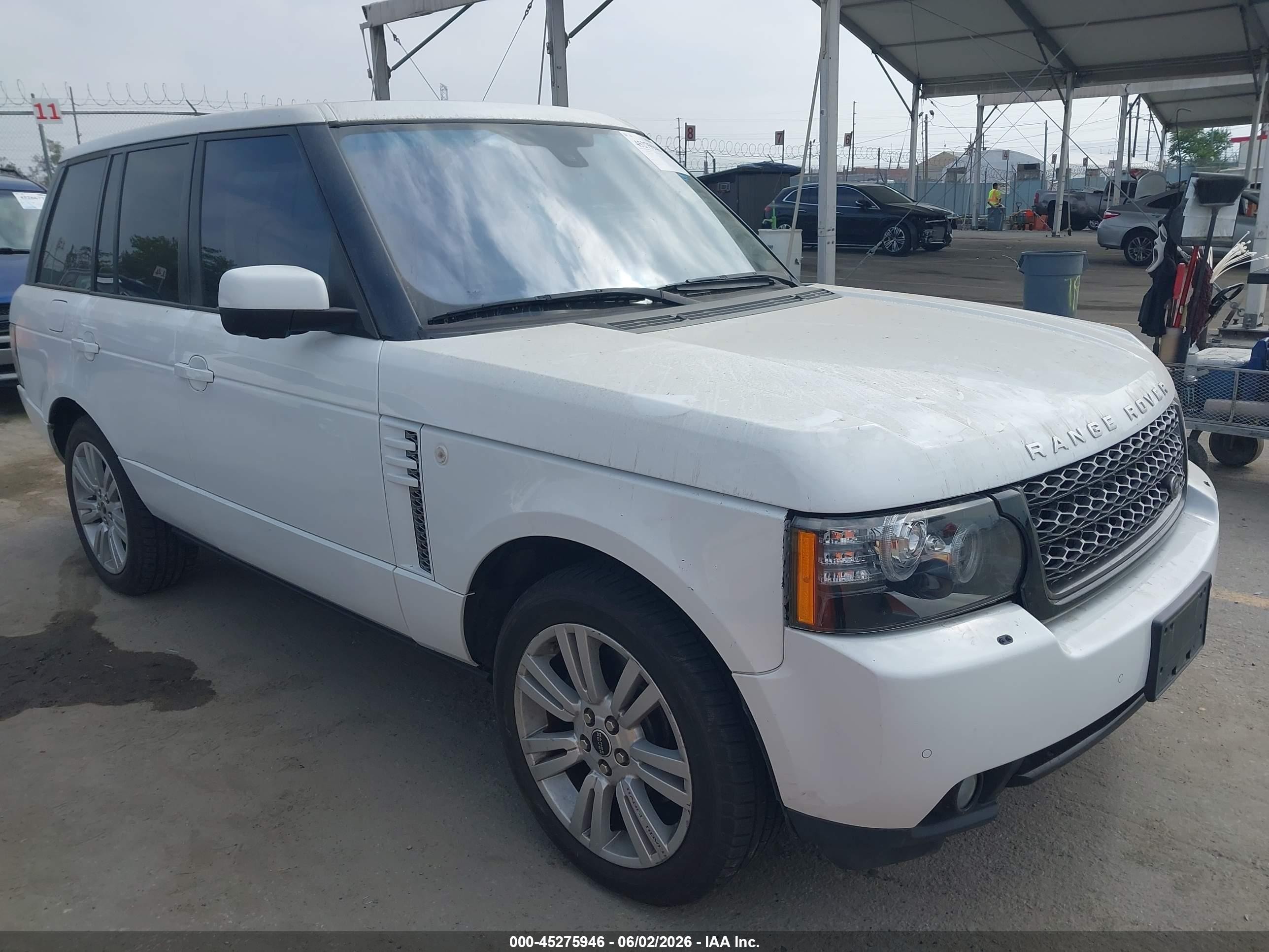 2012 Land Rover Range Rover HSE Lux, VIN SALMF1D46CA383534 — Undercarriage